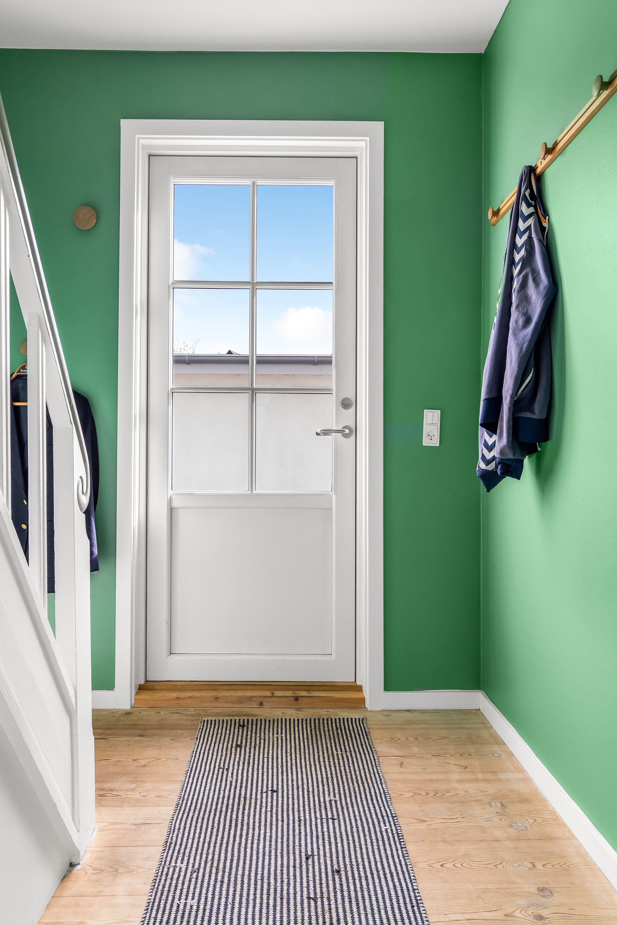 Fremhævet entré billede i fuldskærmstilstand. Billede af Marbækvej 23, 3600 Frederikssund