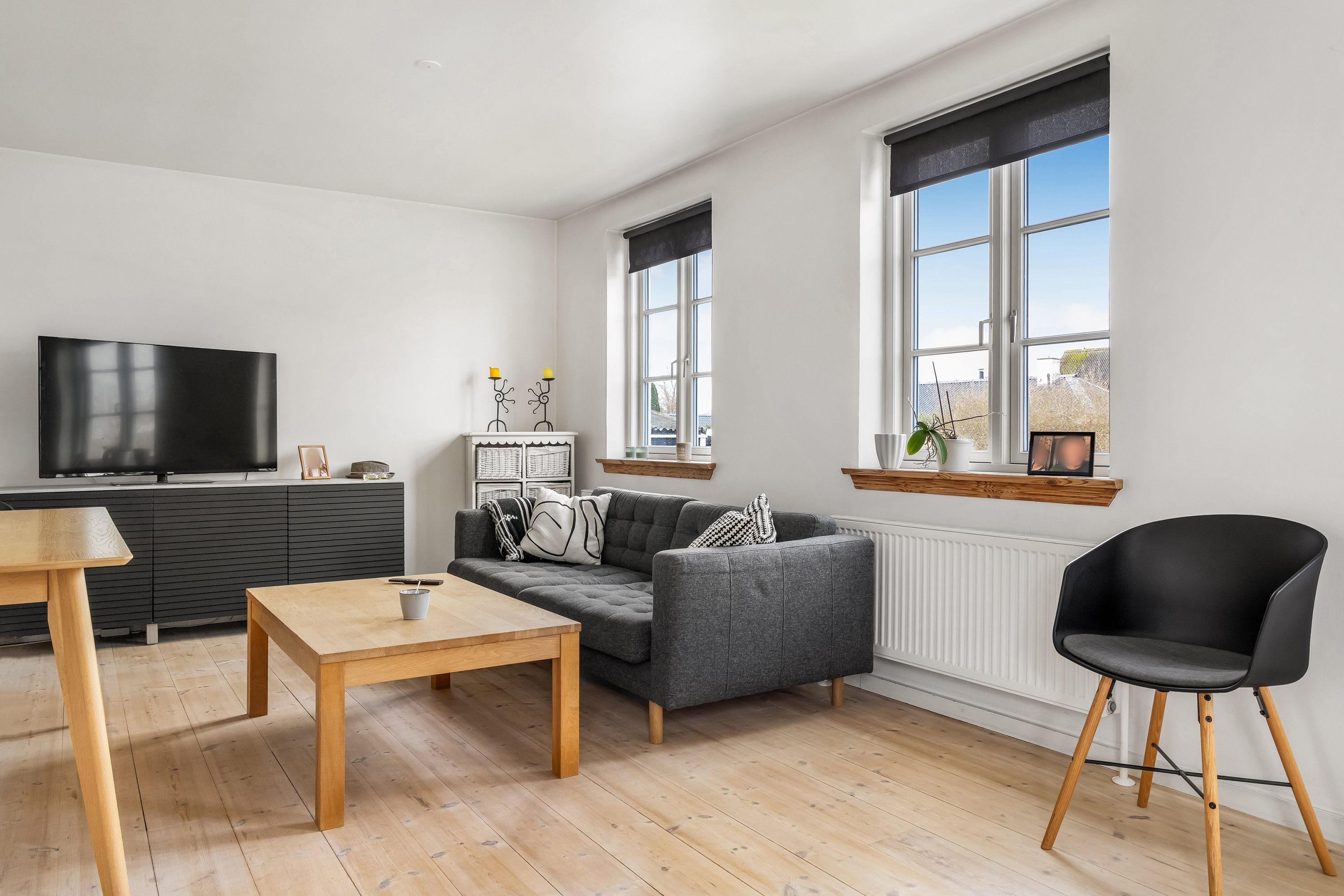 Fremhævet stue billede i fuldskærmstilstand. Billede af Marbækvej 23, 3600 Frederikssund