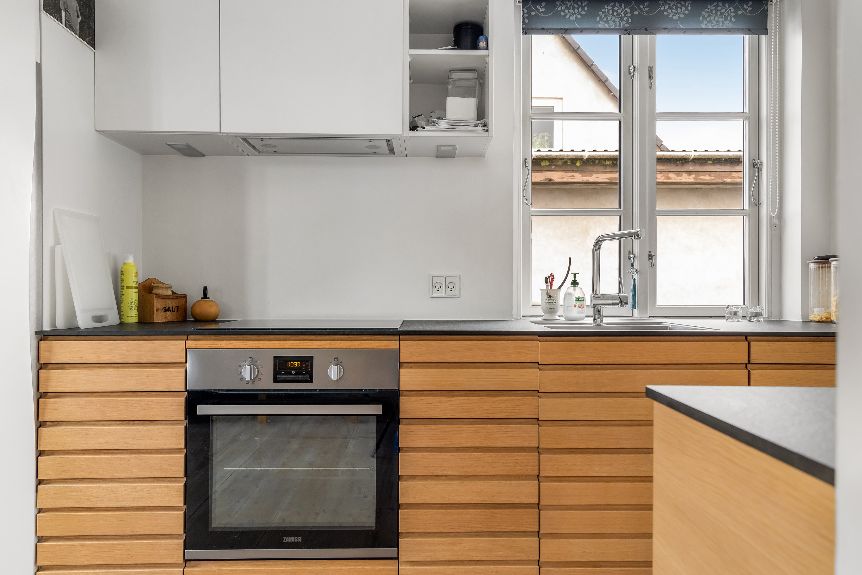 Fremhævet køkken billede i fuldskærmstilstand. Billede af Marbækvej 23, 3600 Frederikssund