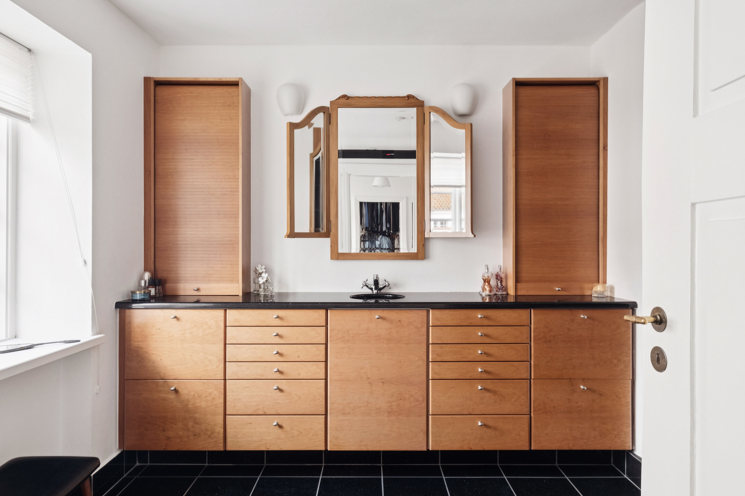 Fremhævet badeværelse billede i fuldskærmstilstand. Billede af Fuglsigvej 161, 9800 Hjørring