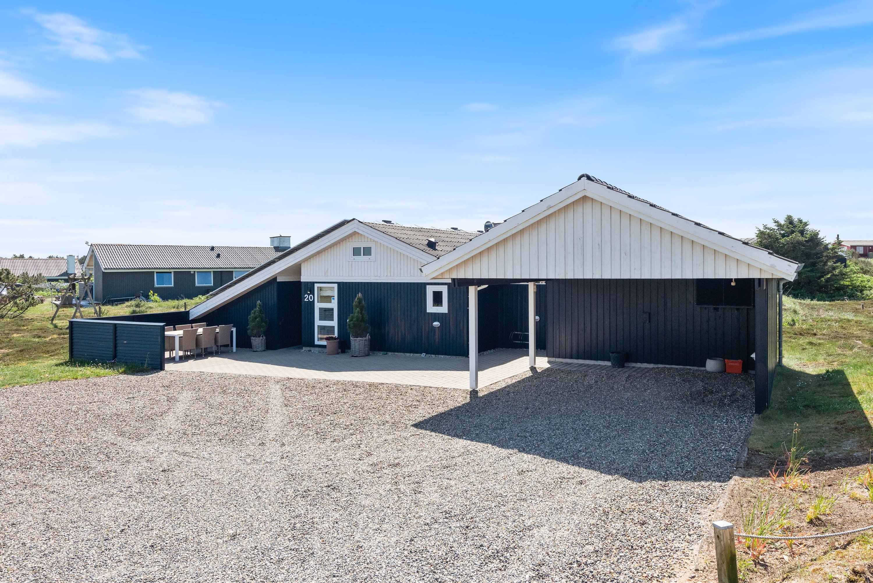 Fremhævet  billede i fuldskærmstilstand. Billede af Julianevej 20, Bjerregaard, 6960 Hvide Sande