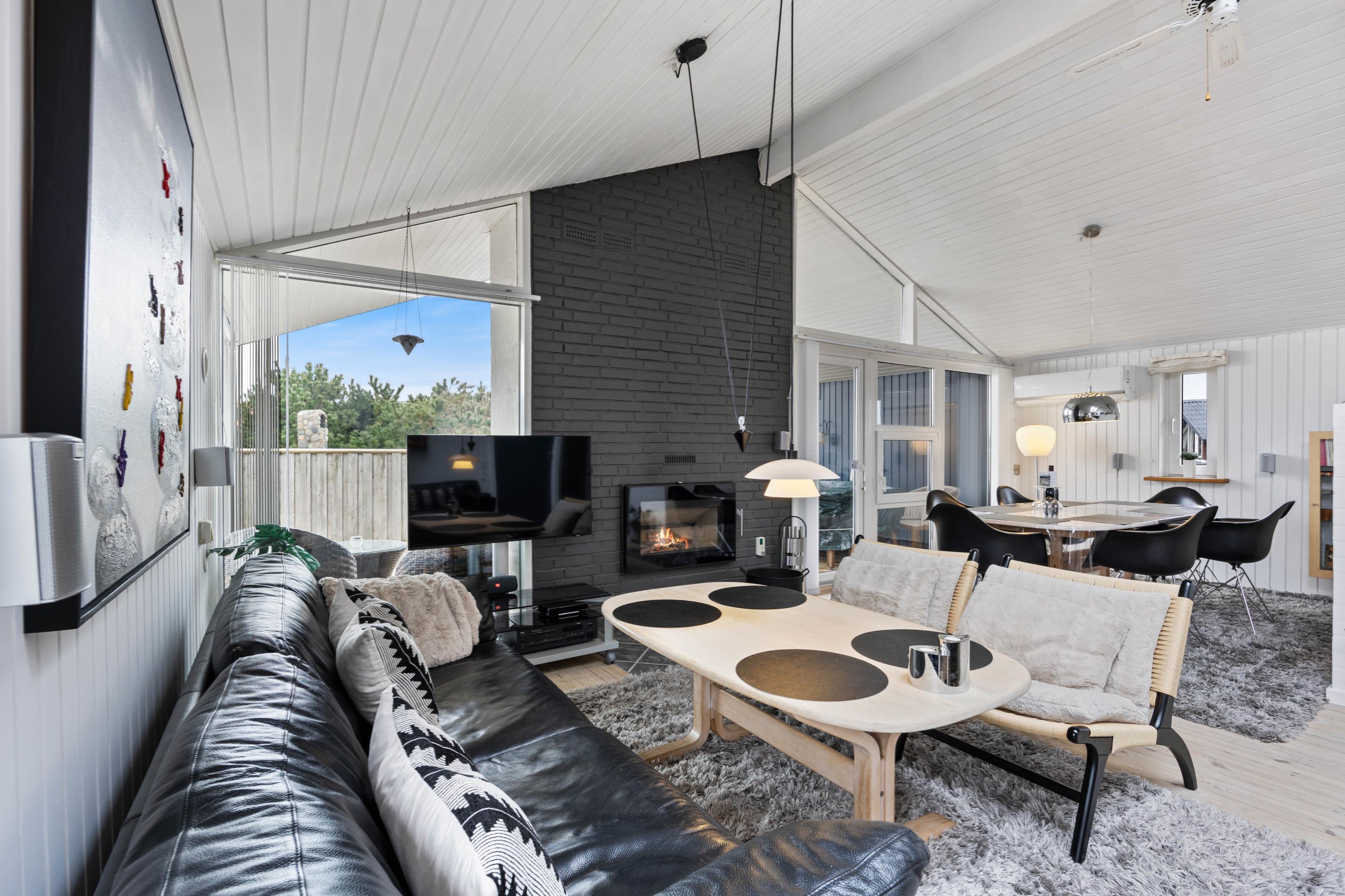 Fremhævet  billede i fuldskærmstilstand. Billede af Julianevej 20, Bjerregaard, 6960 Hvide Sande