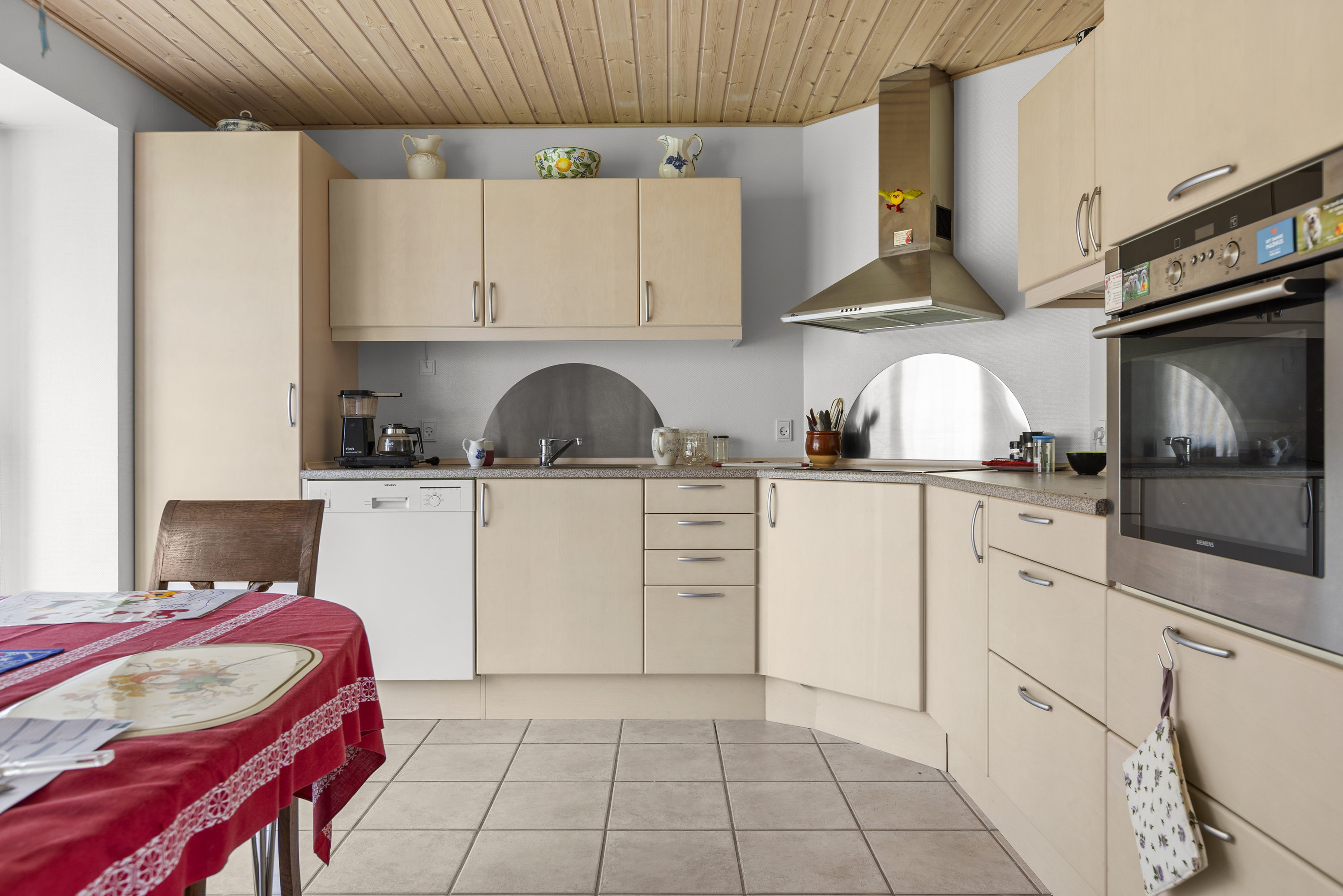 Fremhævet køkken billede i fuldskærmstilstand. Billede af Lundtoftevej 2A, 4293 Dianalund