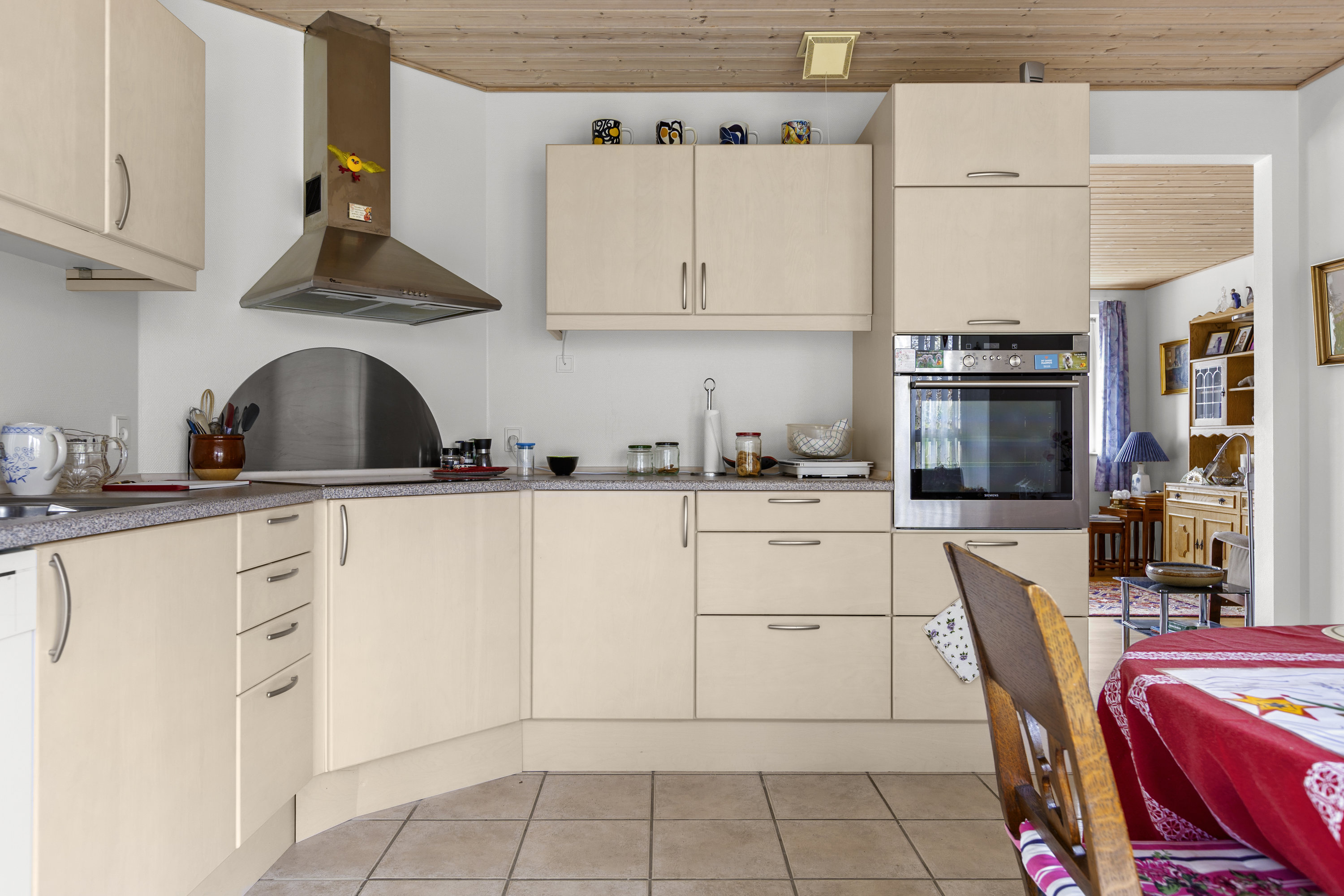 Fremhævet køkken billede i fuldskærmstilstand. Billede af Lundtoftevej 2A, 4293 Dianalund