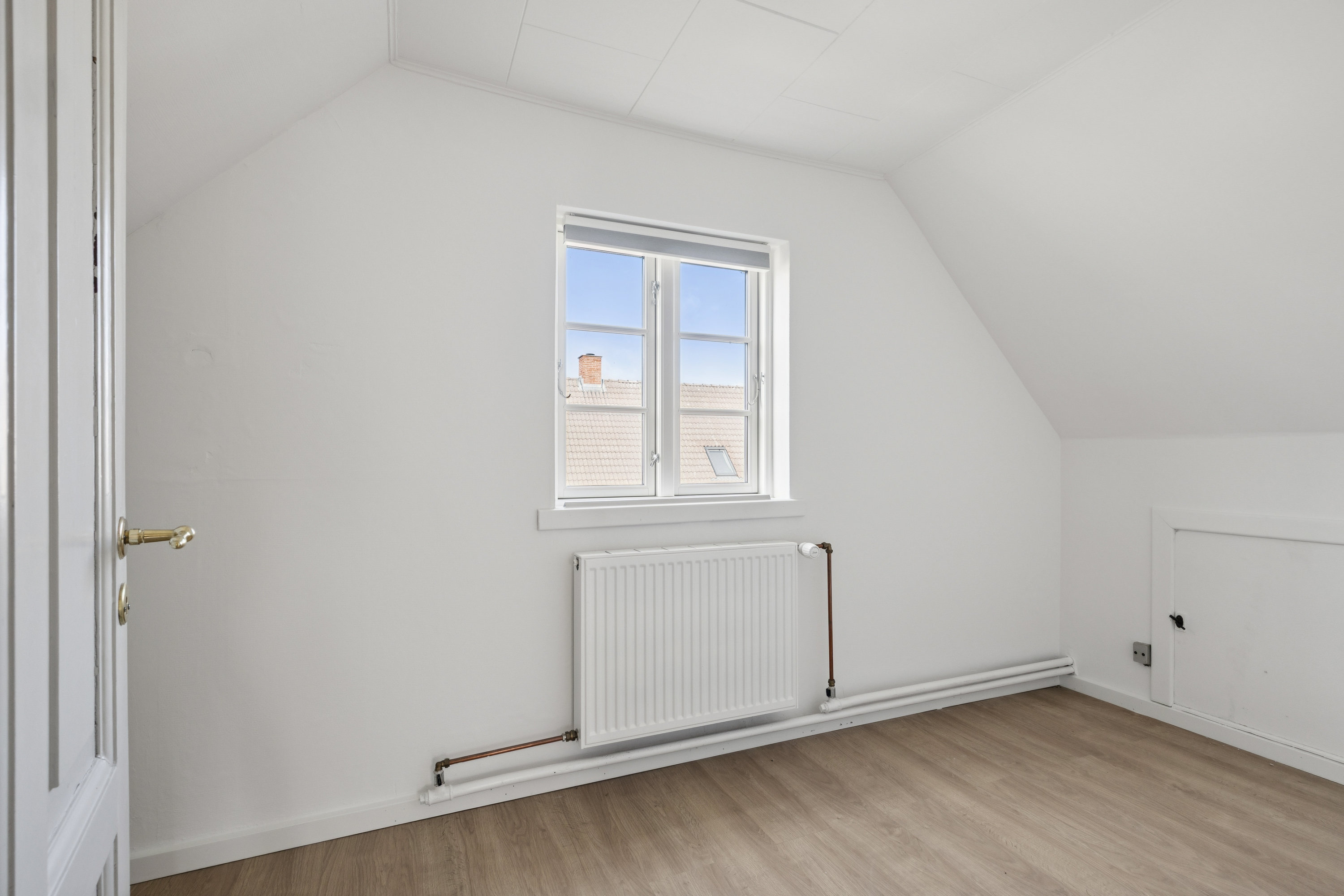 Fremhævet værelse billede i fuldskærmstilstand. Billede af Vordingborgvej 81, 4600 Køge