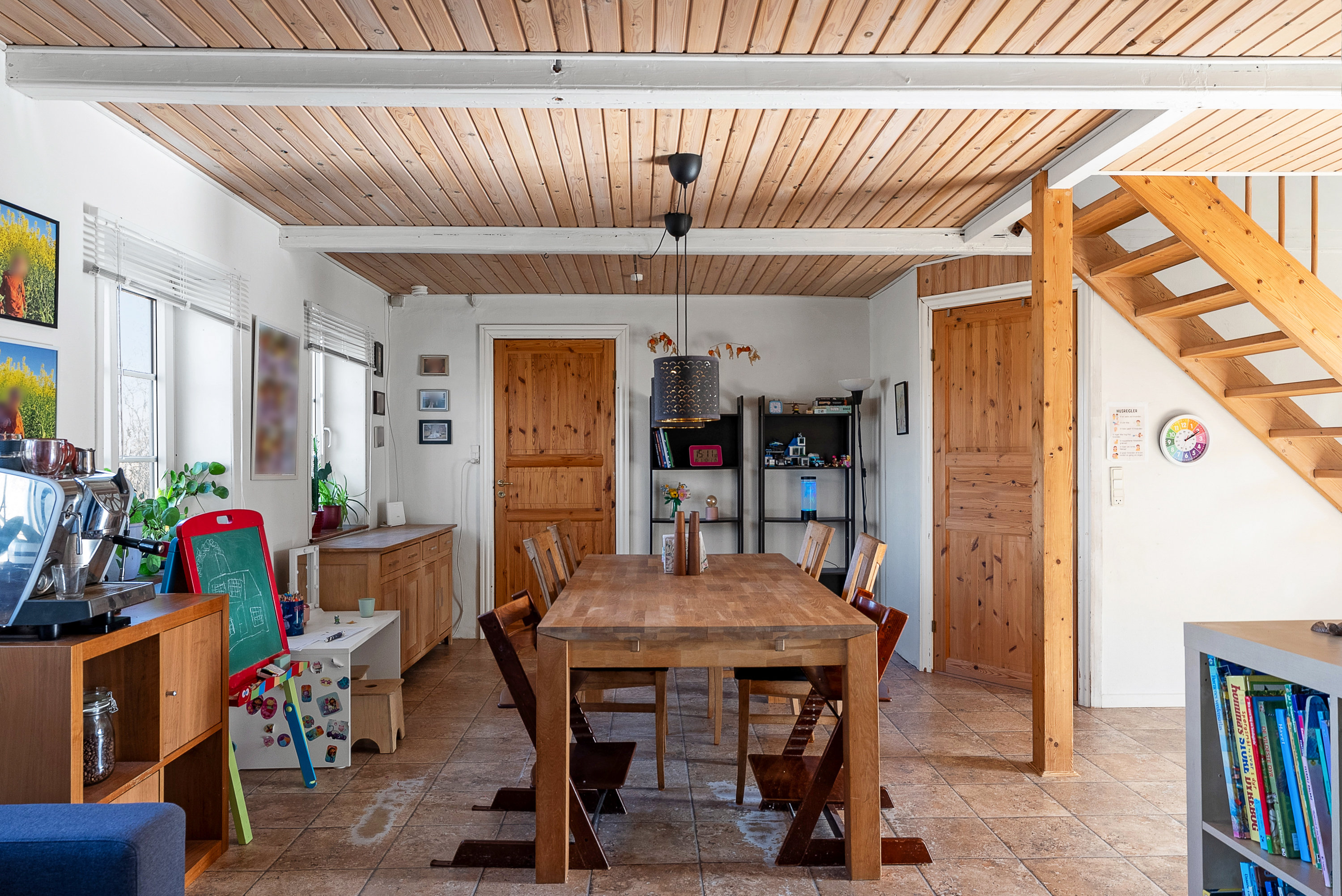 Fremhævet stue billede i fuldskærmstilstand. Billede af Ramsevej 1, Bøjden, 5600 Faaborg