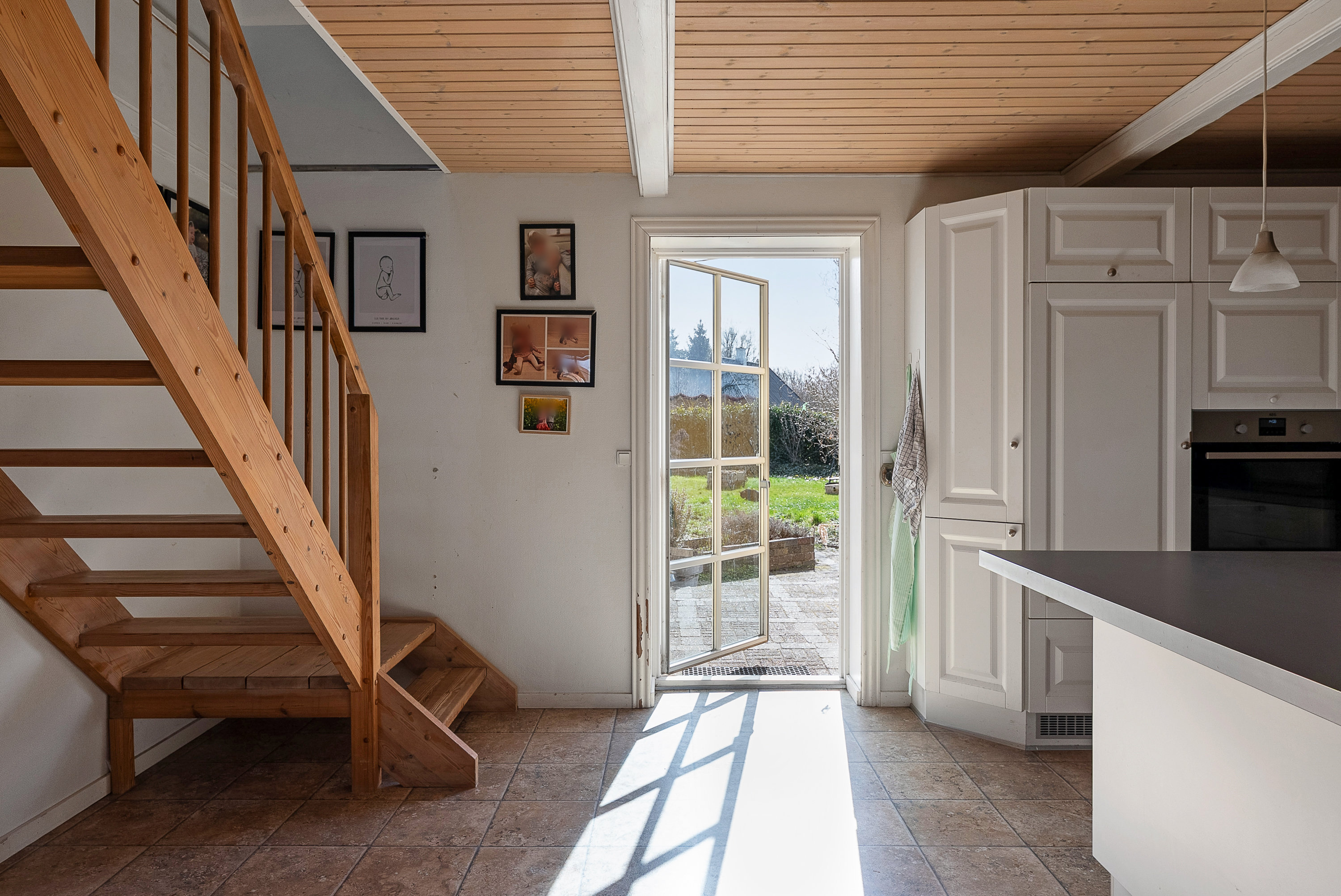 Fremhævet trappe billede i fuldskærmstilstand. Billede af Ramsevej 1, Bøjden, 5600 Faaborg