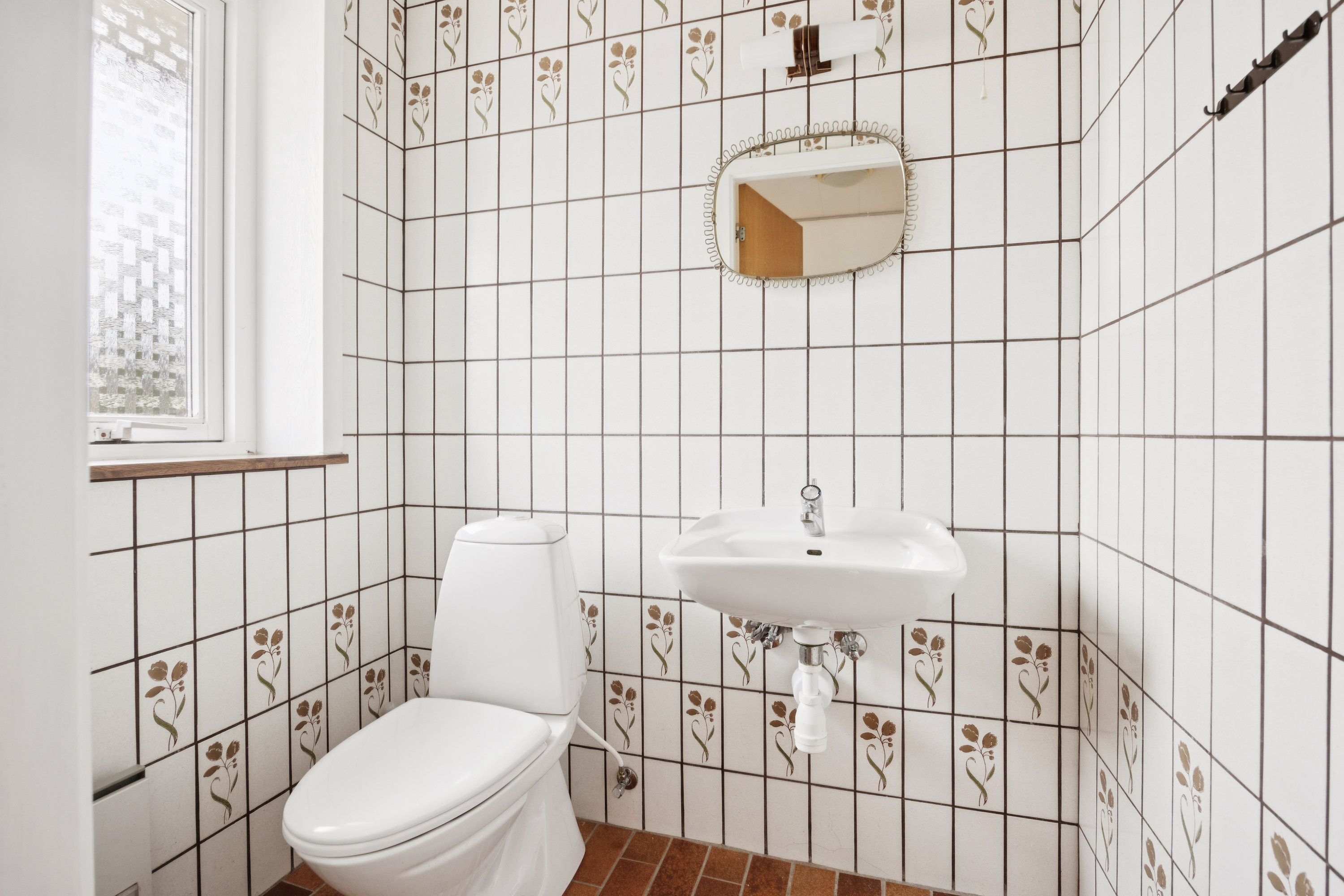 Fremhævet badeværelse billede i fuldskærmstilstand. Billede af Blommevej 29, 9310 Vodskov