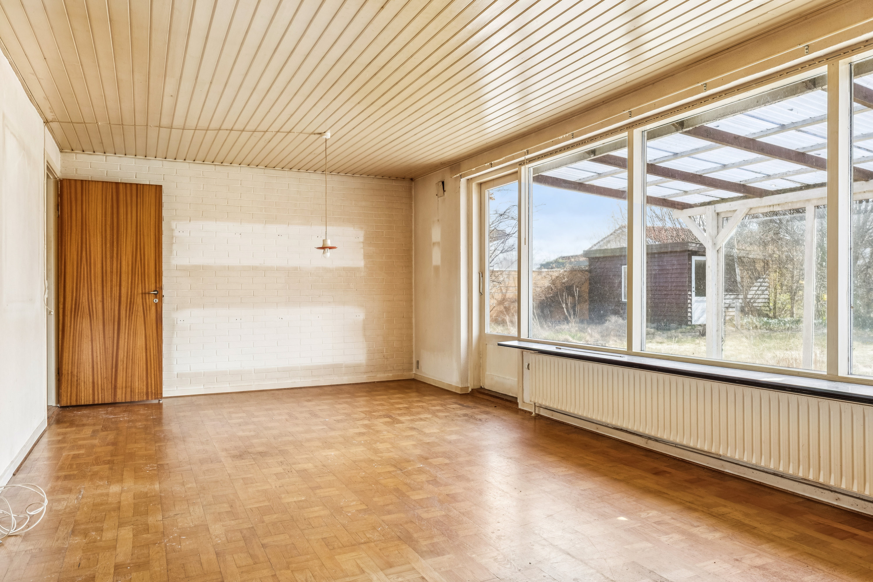 Fremhævet stue billede i fuldskærmstilstand. Billede af Elmkær 14, 4534 Hørve