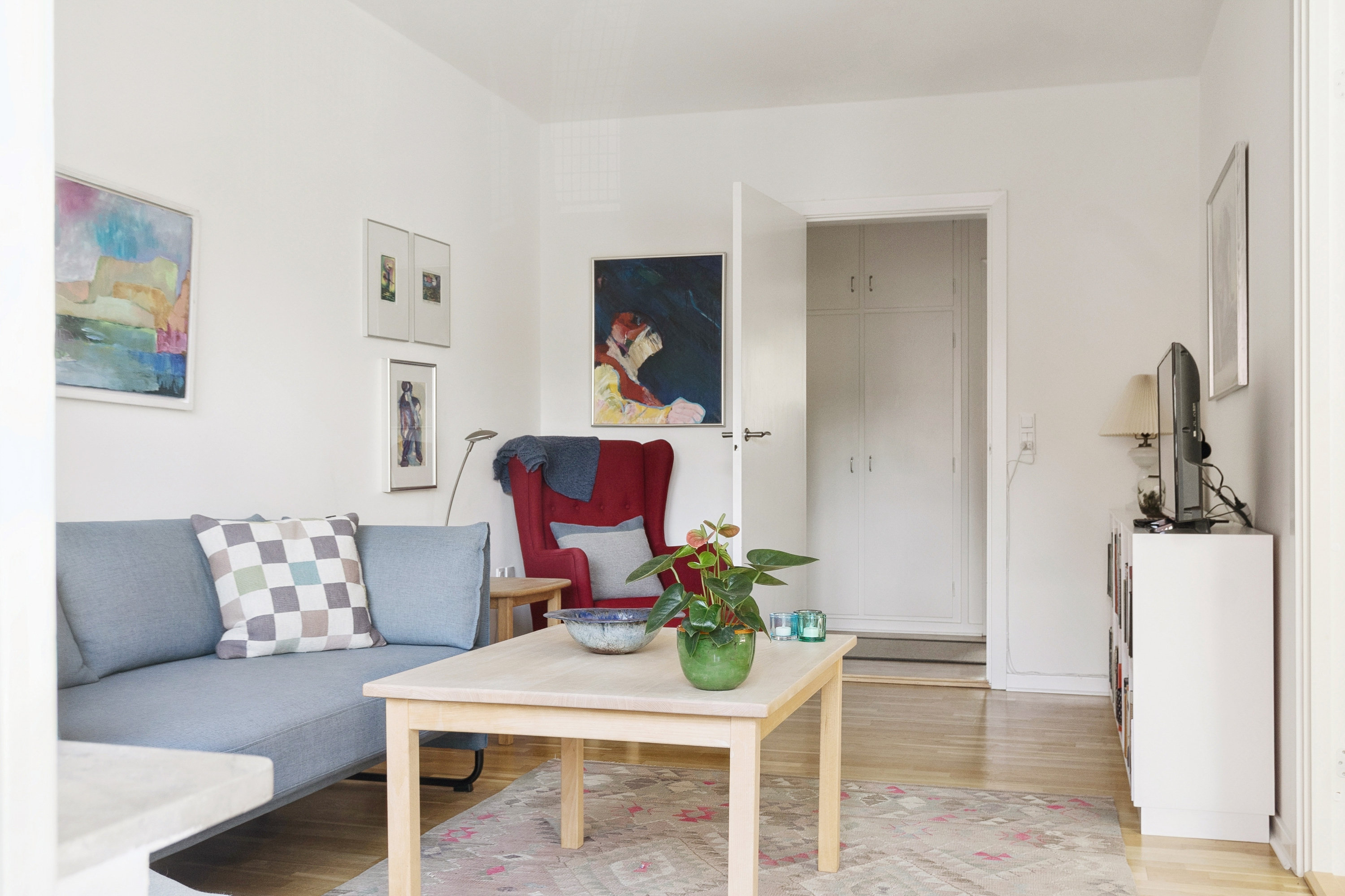 Fremhævet stue billede i fuldskærmstilstand. Billede af Grundtvigsvej 3C, 2. th., 1864 Frederiksberg C