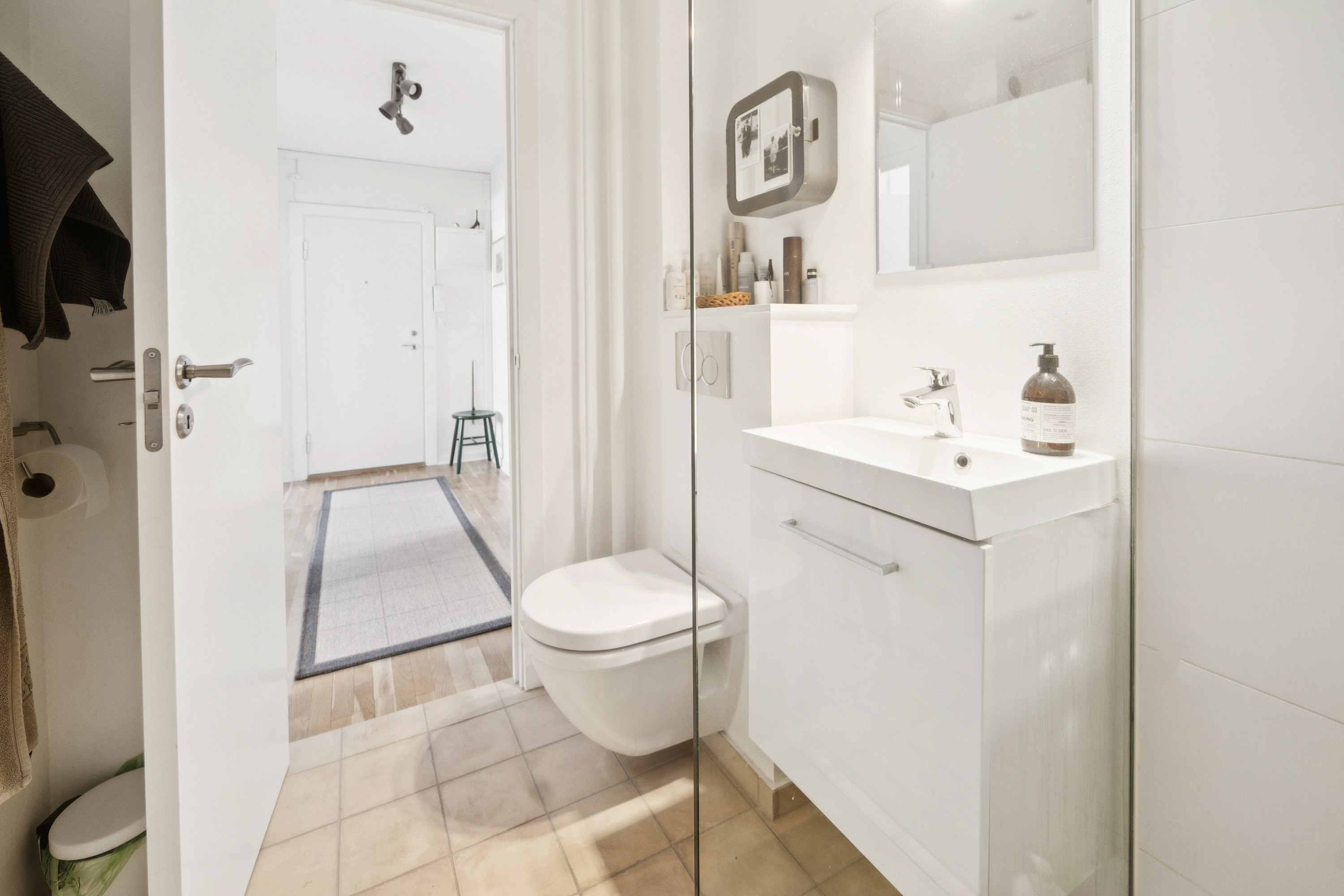 Fremhævet badeværelse billede i fuldskærmstilstand. Billede af Grundtvigsvej 3C, 2. th., 1864 Frederiksberg C