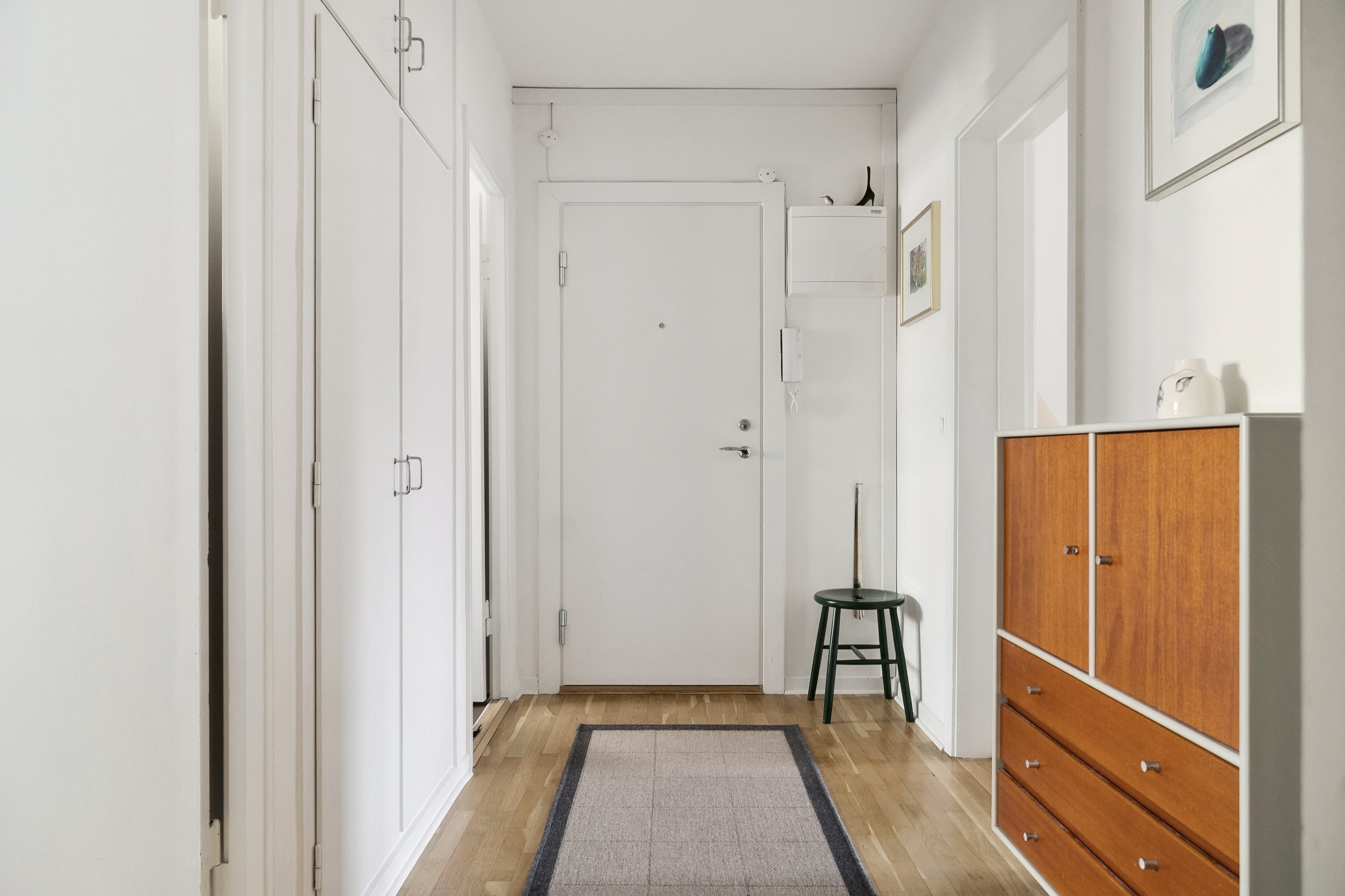 Fremhævet entré billede i fuldskærmstilstand. Billede af Grundtvigsvej 3C, 2. th., 1864 Frederiksberg C