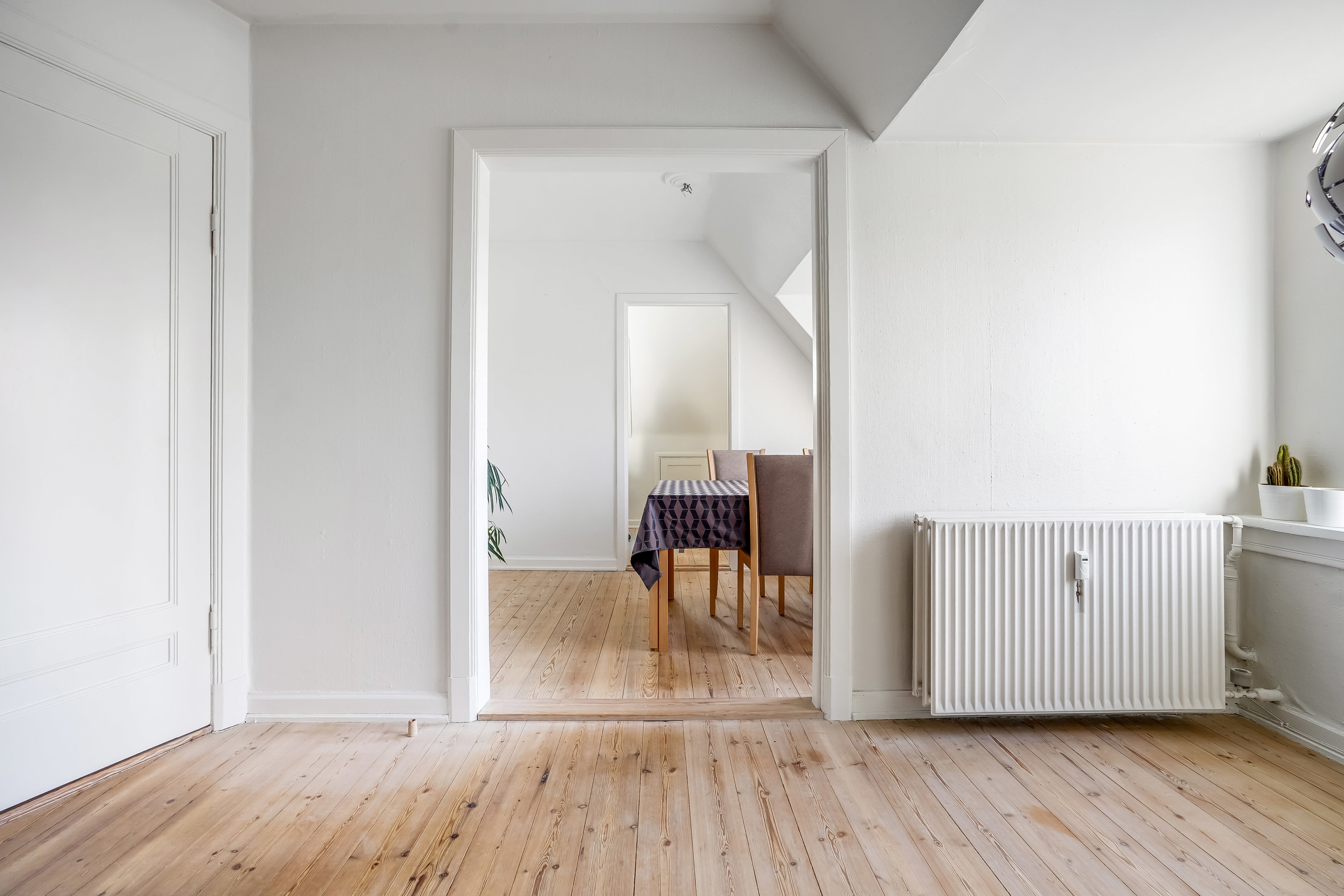 Fremhævet stue billede i fuldskærmstilstand. Billede af Engvej 45, 2., 5230 Odense M