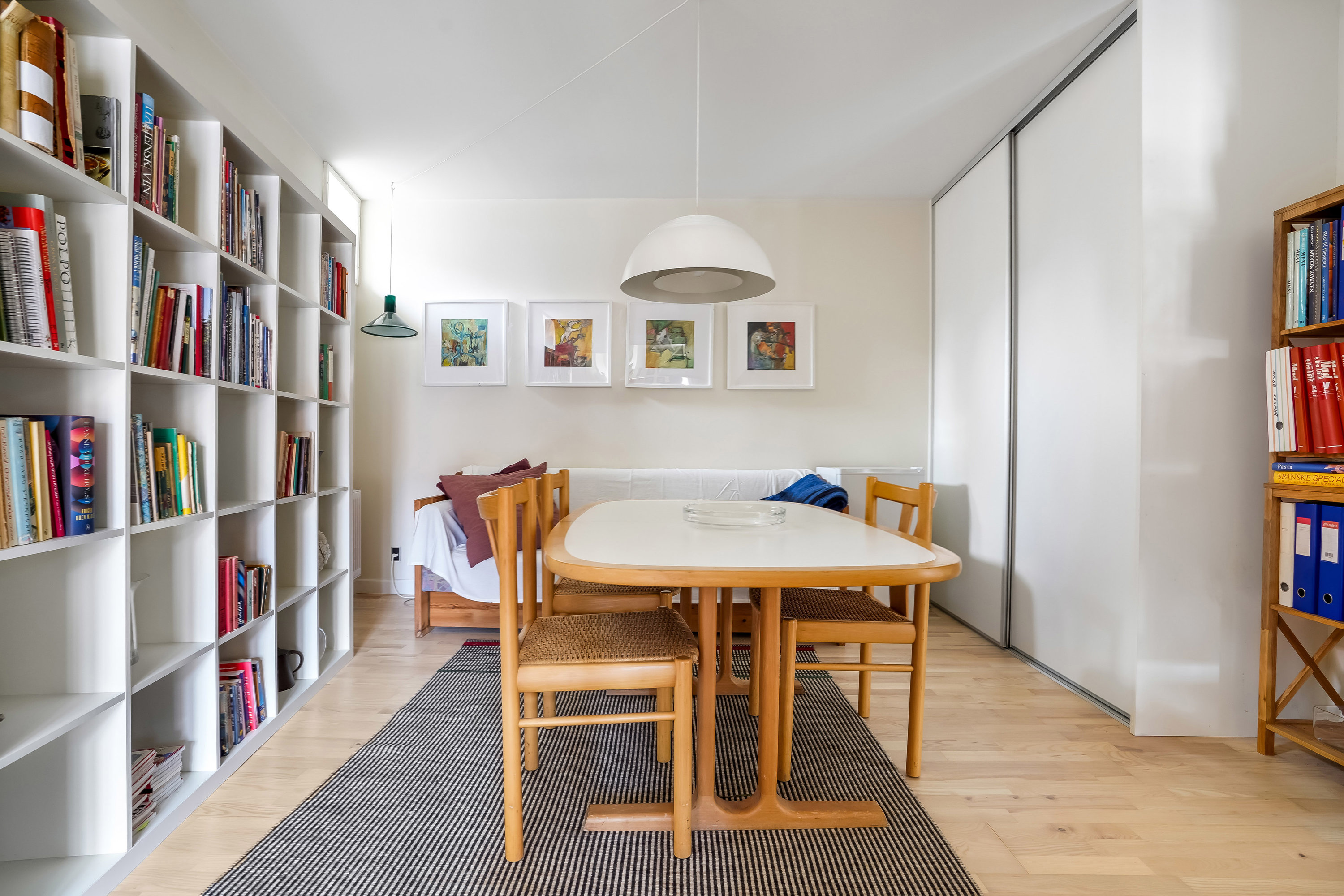 Fremhævet stue billede i fuldskærmstilstand. Billede af Falen 27B, st.. th., 5000 Odense C