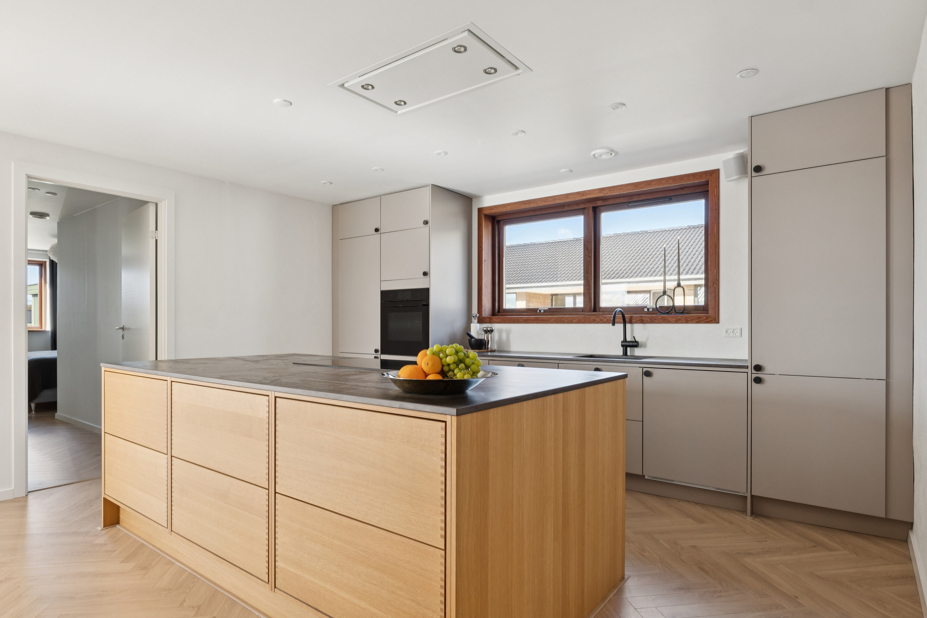 Fremhævet indendørs billede i fuldskærmstilstand. Billede af Jegstrupvænget 623, 8310 Tranbjerg J