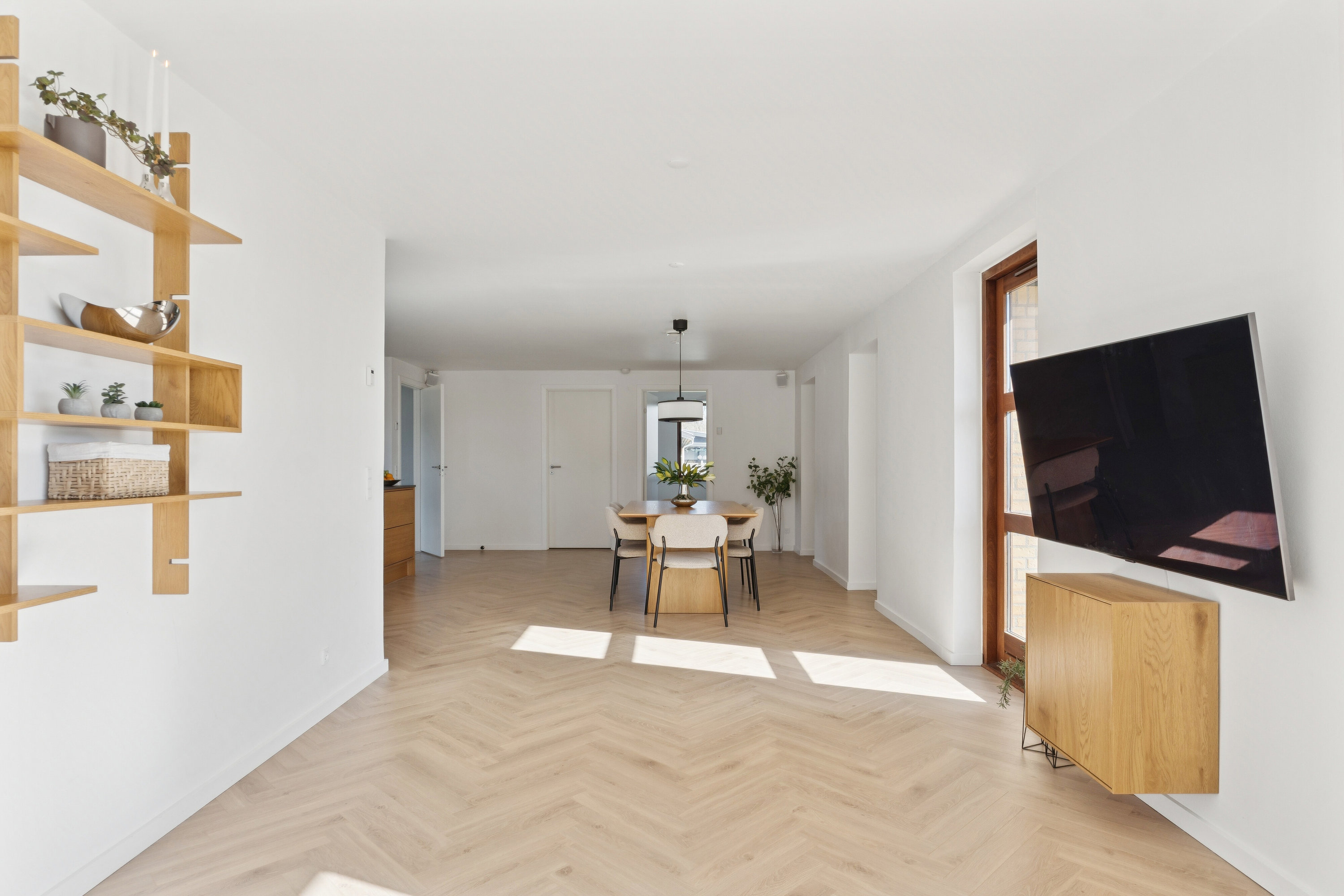 Fremhævet indendørs billede i fuldskærmstilstand. Billede af Jegstrupvænget 623, 8310 Tranbjerg J