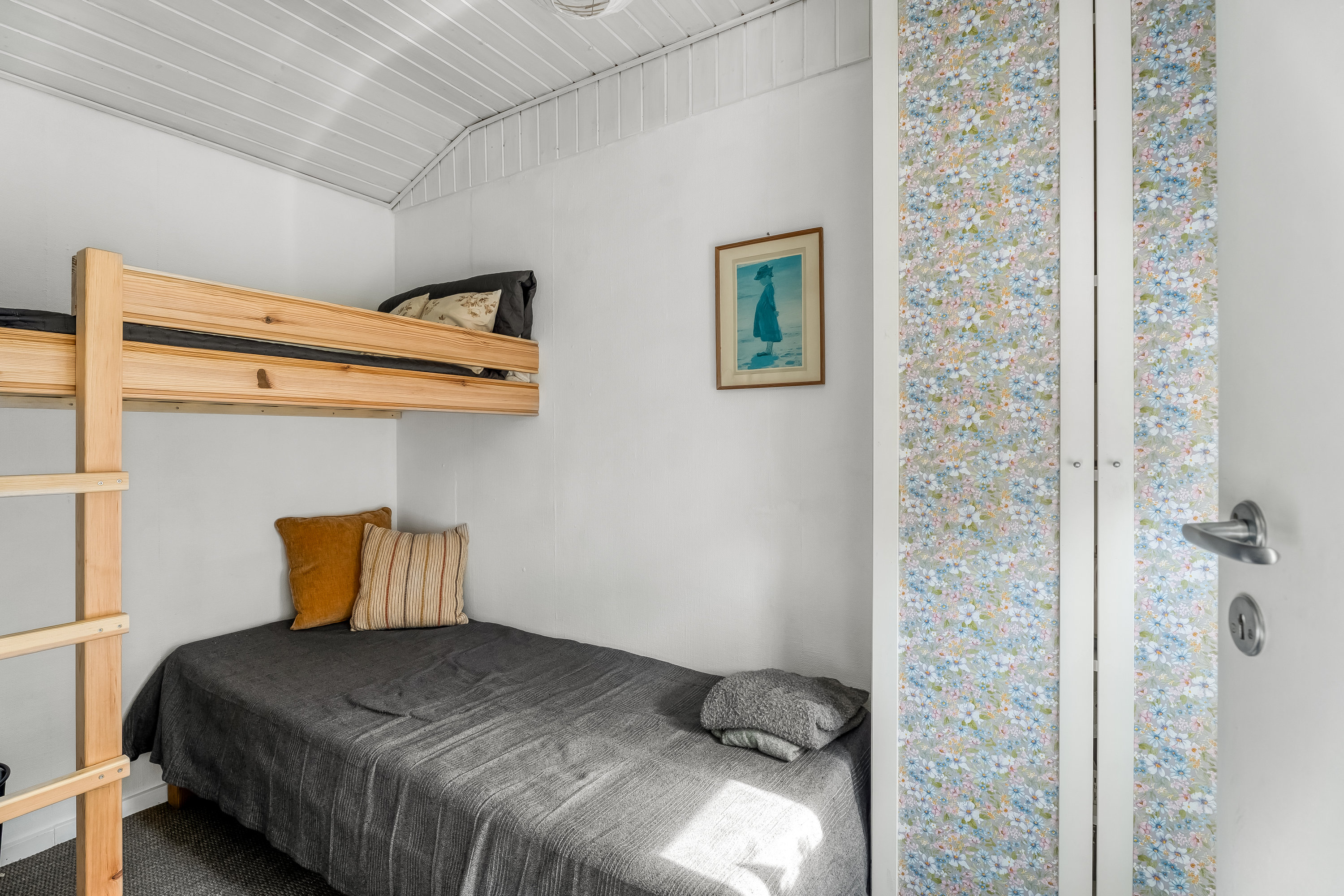 Fremhævet soveværelse billede i fuldskærmstilstand. Billede af Hummingen Strandvej 32, Hummingen, 4983 Dannemare