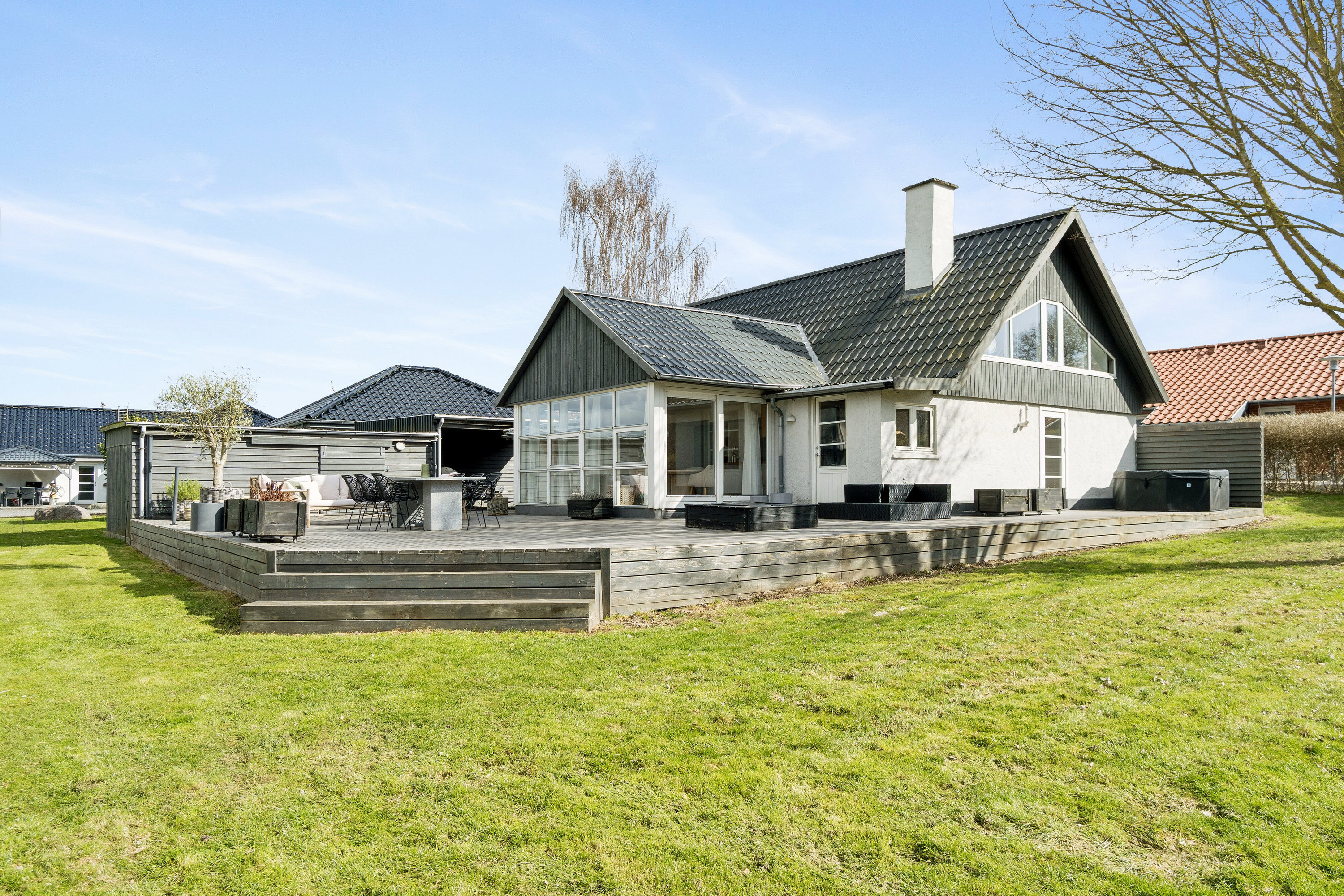 Fremhævet set fra haven billede i fuldskærmstilstand. Billede af Trekanten 20, 4200 Slagelse