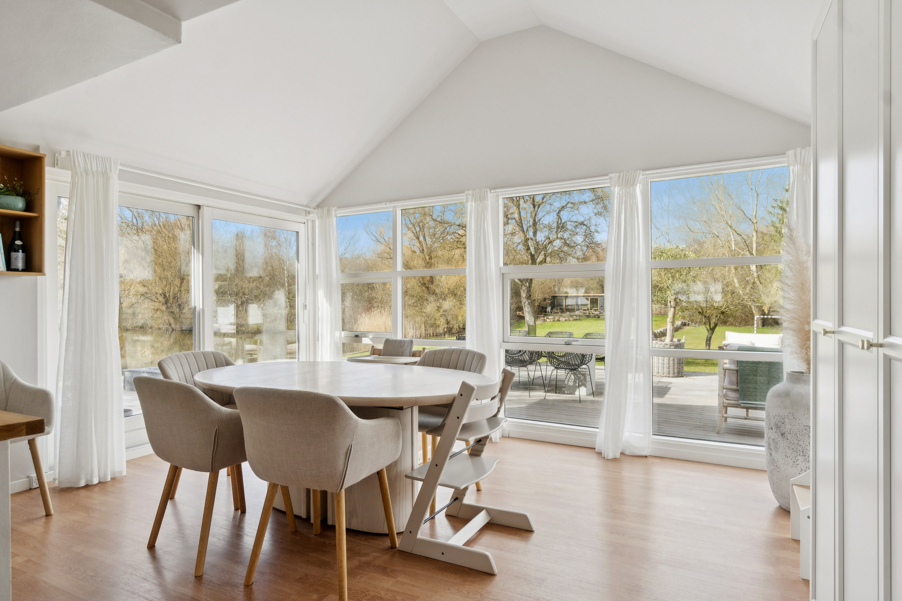 Fremhævet spisestue billede i fuldskærmstilstand. Billede af Trekanten 20, 4200 Slagelse