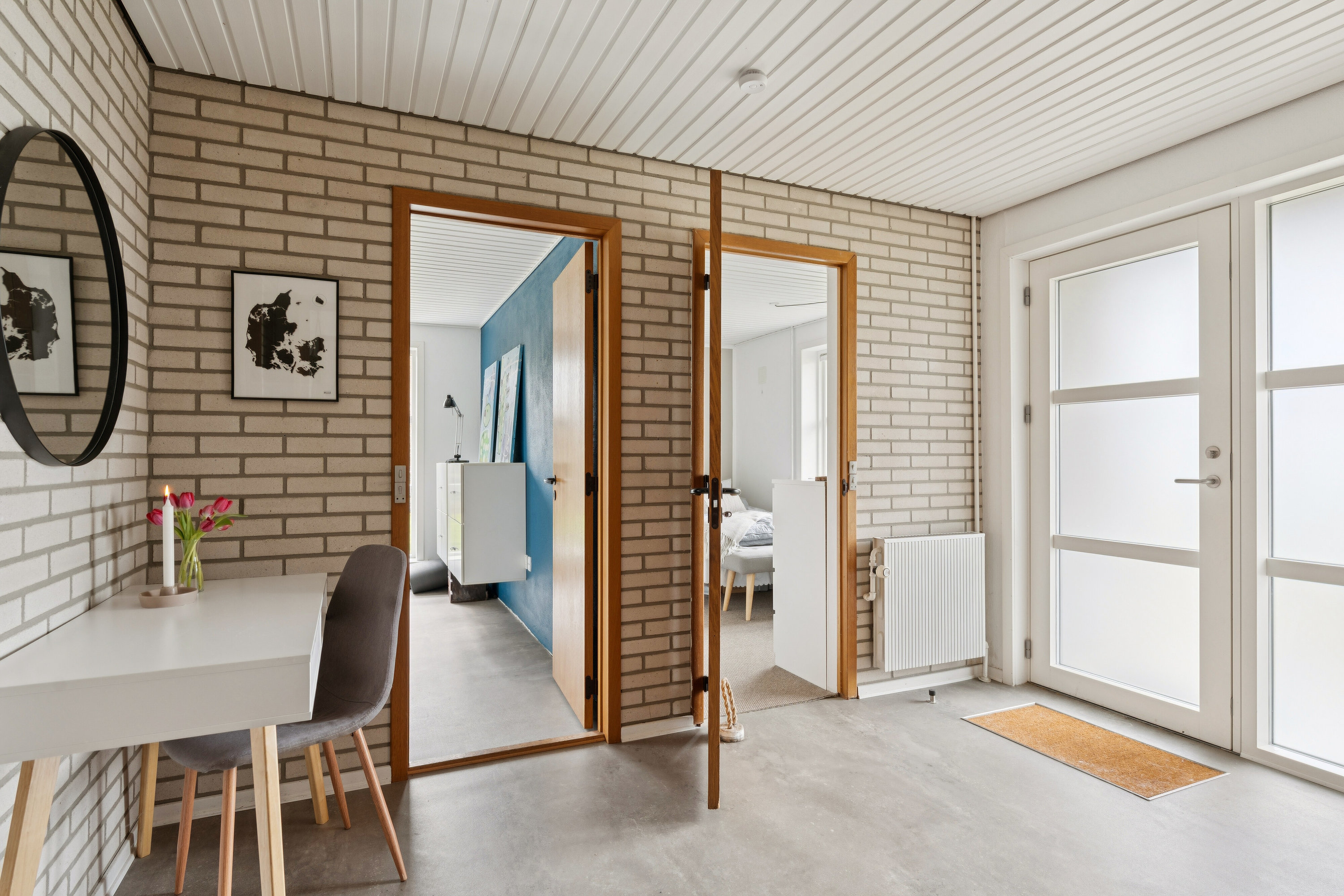 Fremhævet indendørs billede i fuldskærmstilstand. Billede af Højene 1, 7250 Hejnsvig