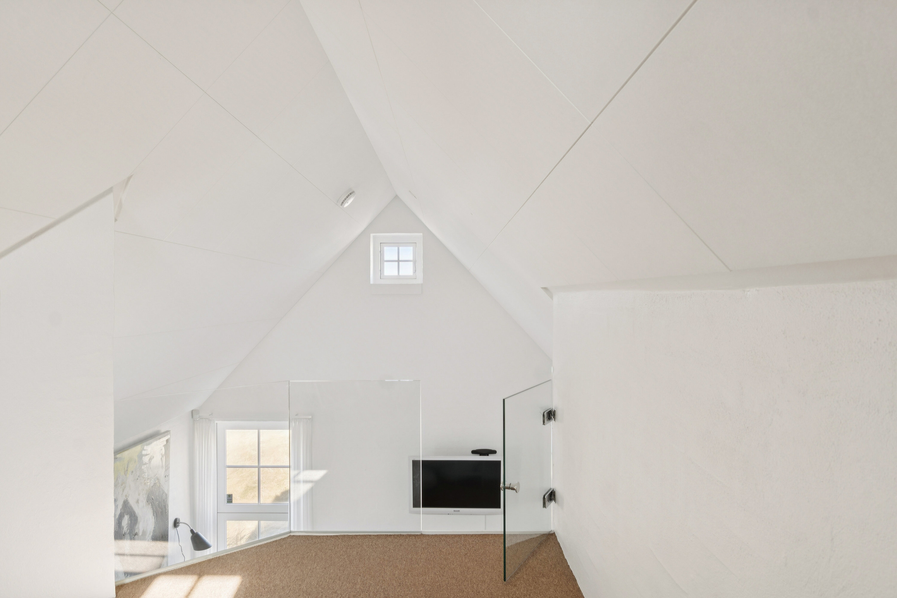 Fremhævet indendørs billede i fuldskærmstilstand. Billede af Bæltet 4, Lønstrup, 9800 Hjørring