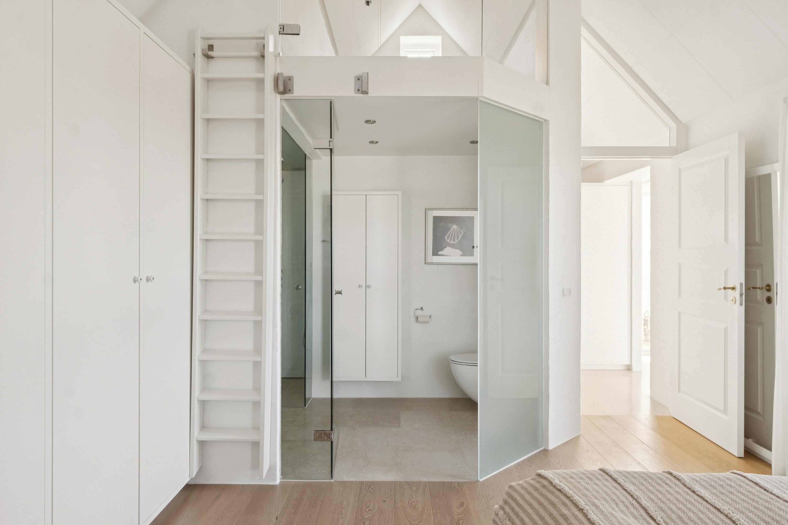 Fremhævet soveværelse billede i fuldskærmstilstand. Billede af Bæltet 4, Lønstrup, 9800 Hjørring