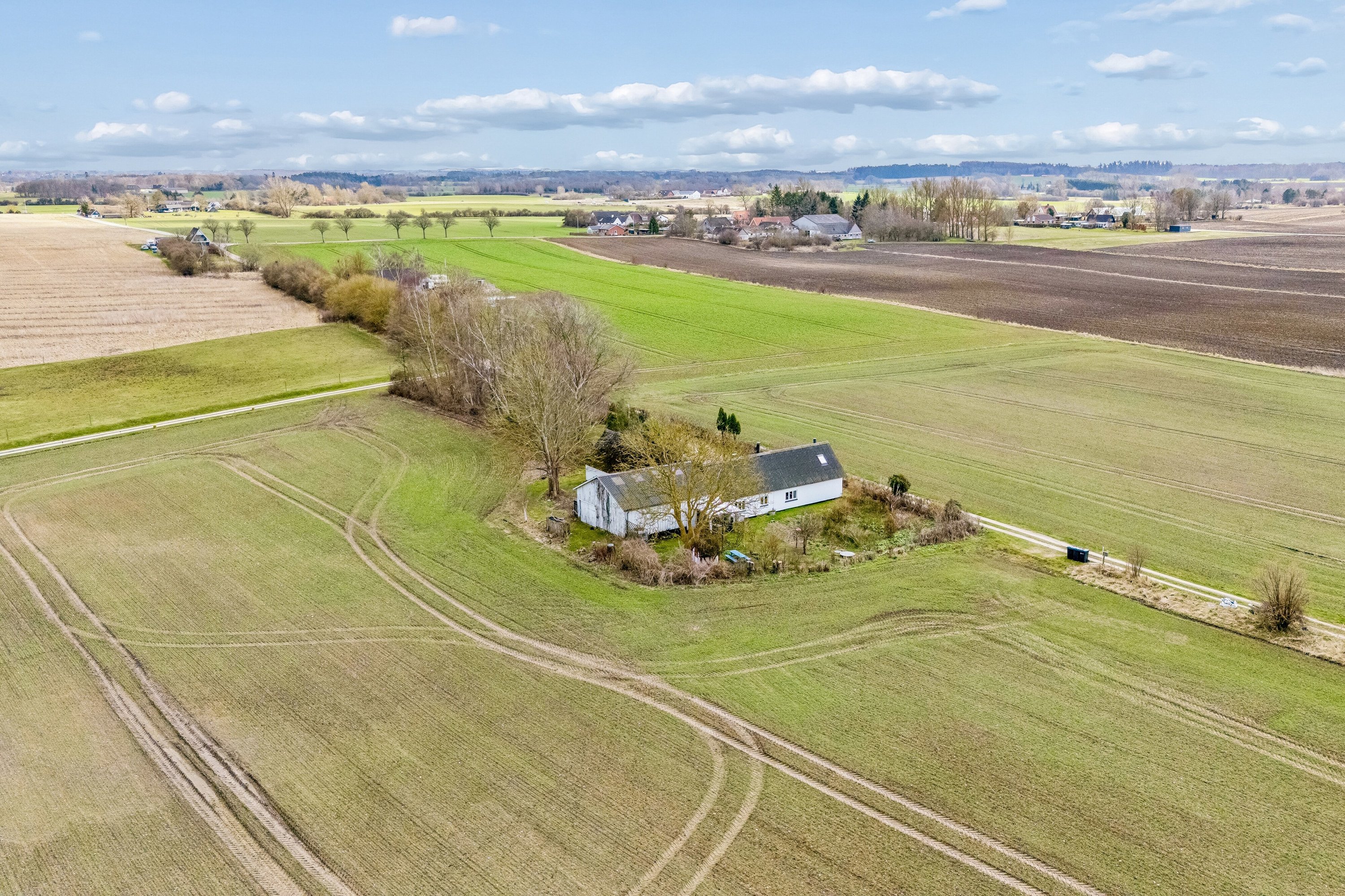 Fremhævet luftfoto billede i fuldskærmstilstand. Billede af Englebjergvej 44, Stenstrup, 4700 Næstved