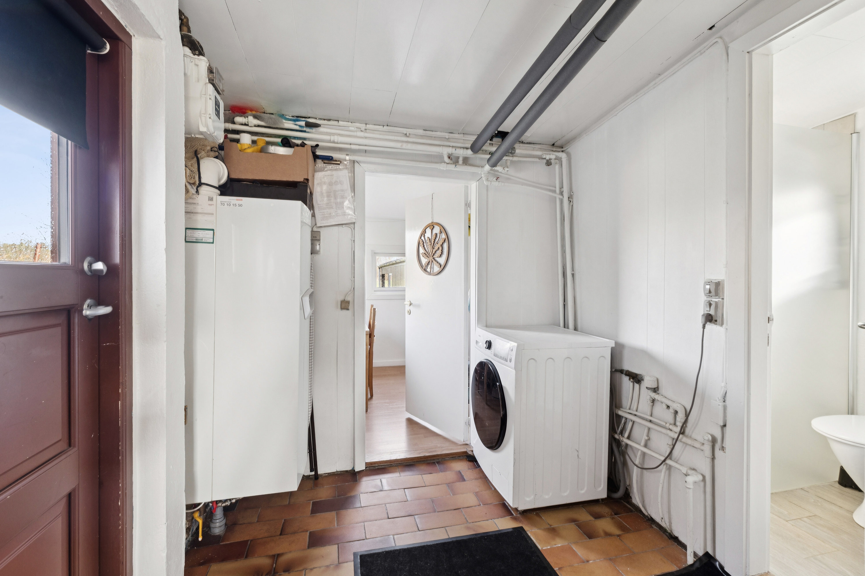 Fremhævet badeværelse billede i fuldskærmstilstand. Billede af Nyvej 22, Ulbølle, 5762 Vester Skerninge