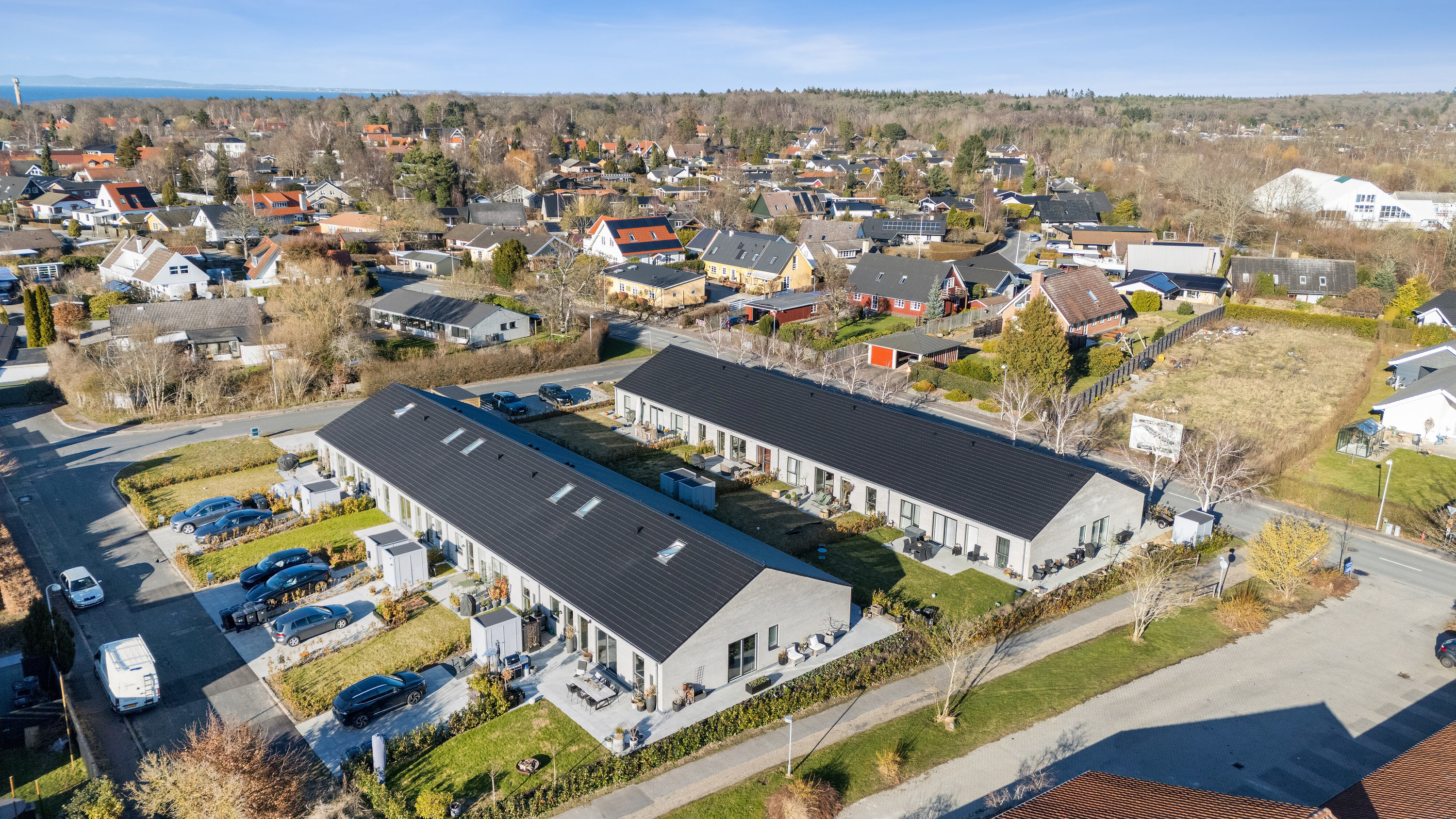 Fremhævet udendørs billede i fuldskærmstilstand. Billede af Kræmmervej 3, 3100 Hornbæk