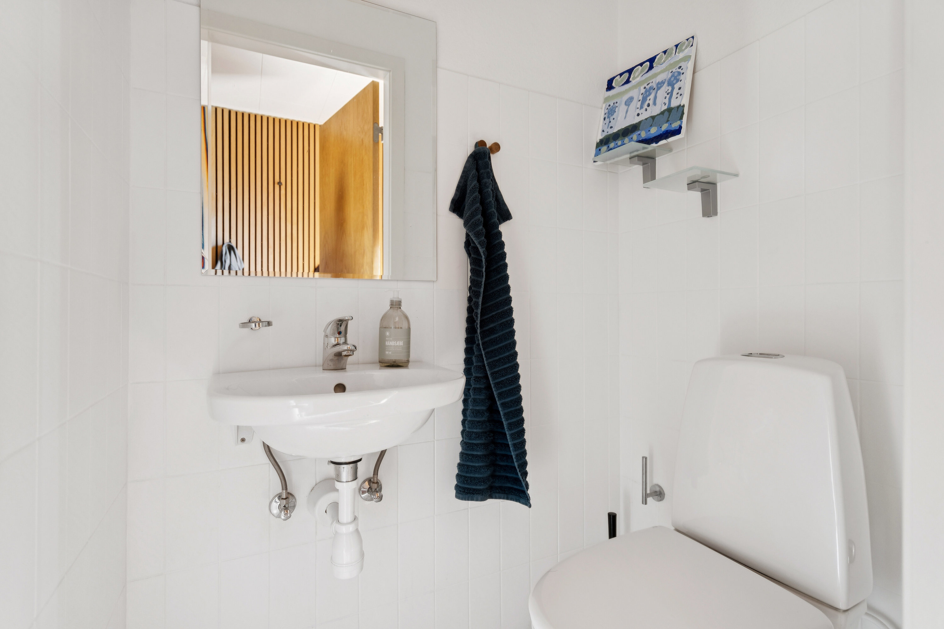 Fremhævet badeværelse billede i fuldskærmstilstand. Billede af Frejasvej 21, 9870 Sindal