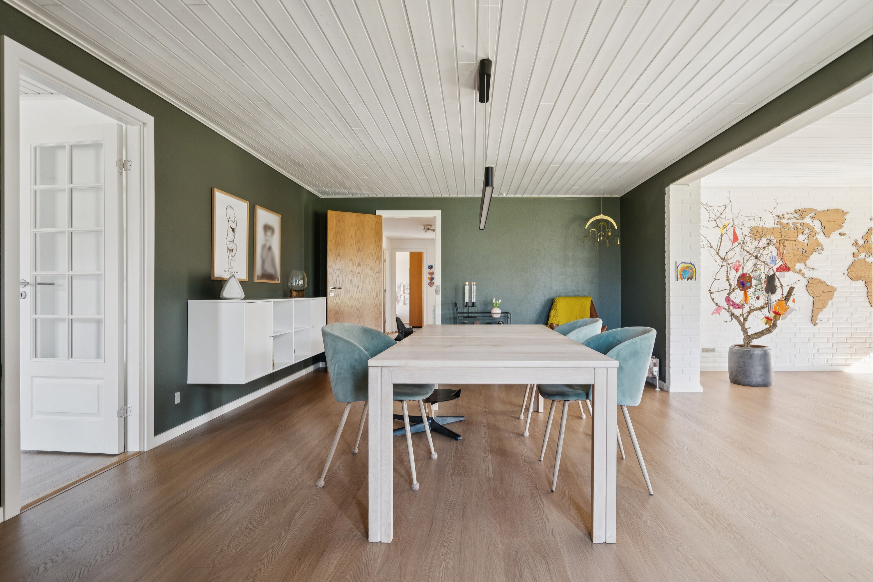 Fremhævet spisestue billede i fuldskærmstilstand. Billede af Frejasvej 21, 9870 Sindal