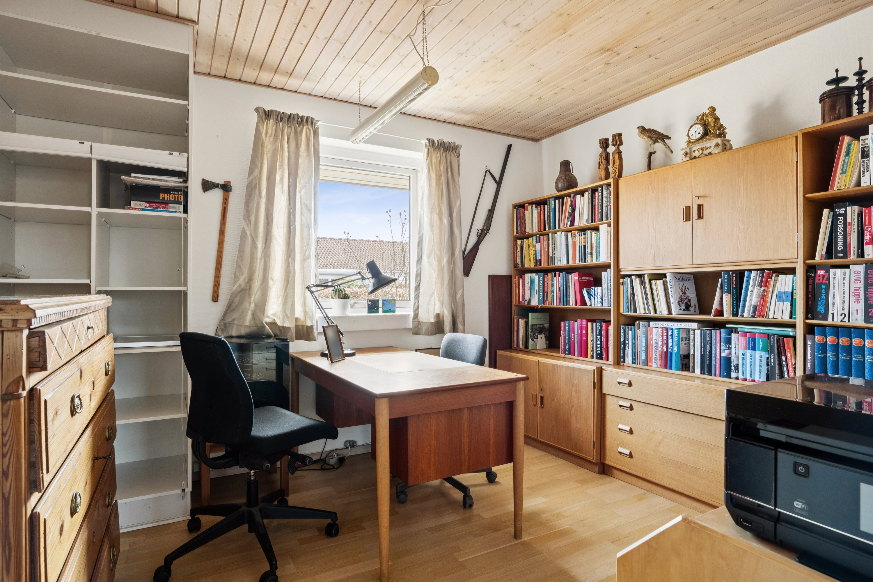 Fremhævet værelse billede i fuldskærmstilstand. Billede af Kastaniehaven 28, 3500 Værløse