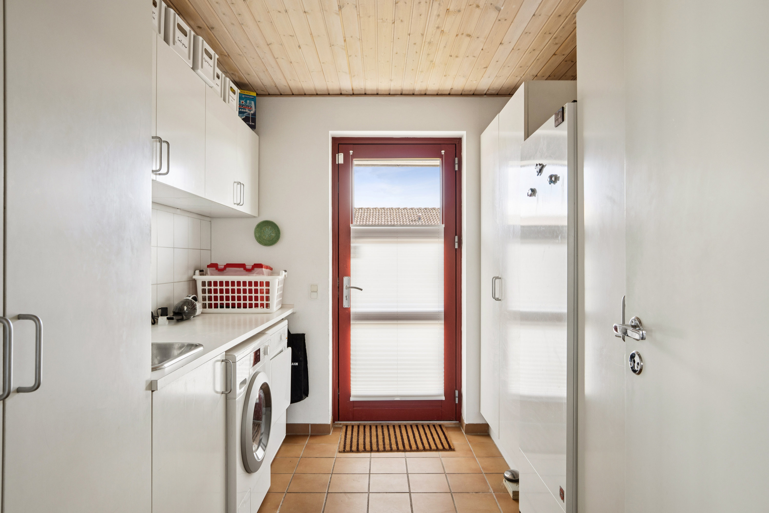 Fremhævet entré billede i fuldskærmstilstand. Billede af Kastaniehaven 28, 3500 Værløse