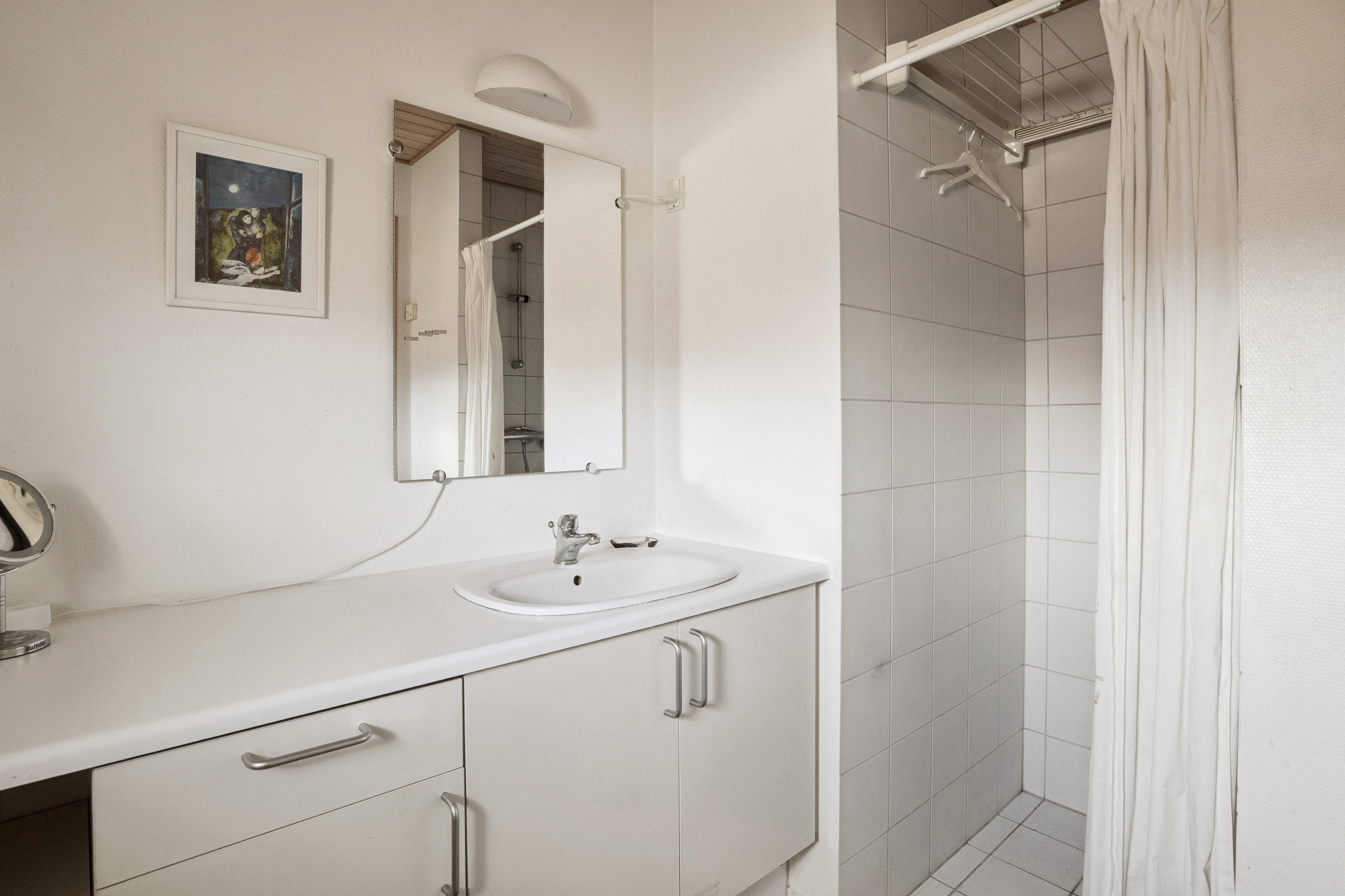 Fremhævet badeværelse billede i fuldskærmstilstand. Billede af Kastaniehaven 28, 3500 Værløse