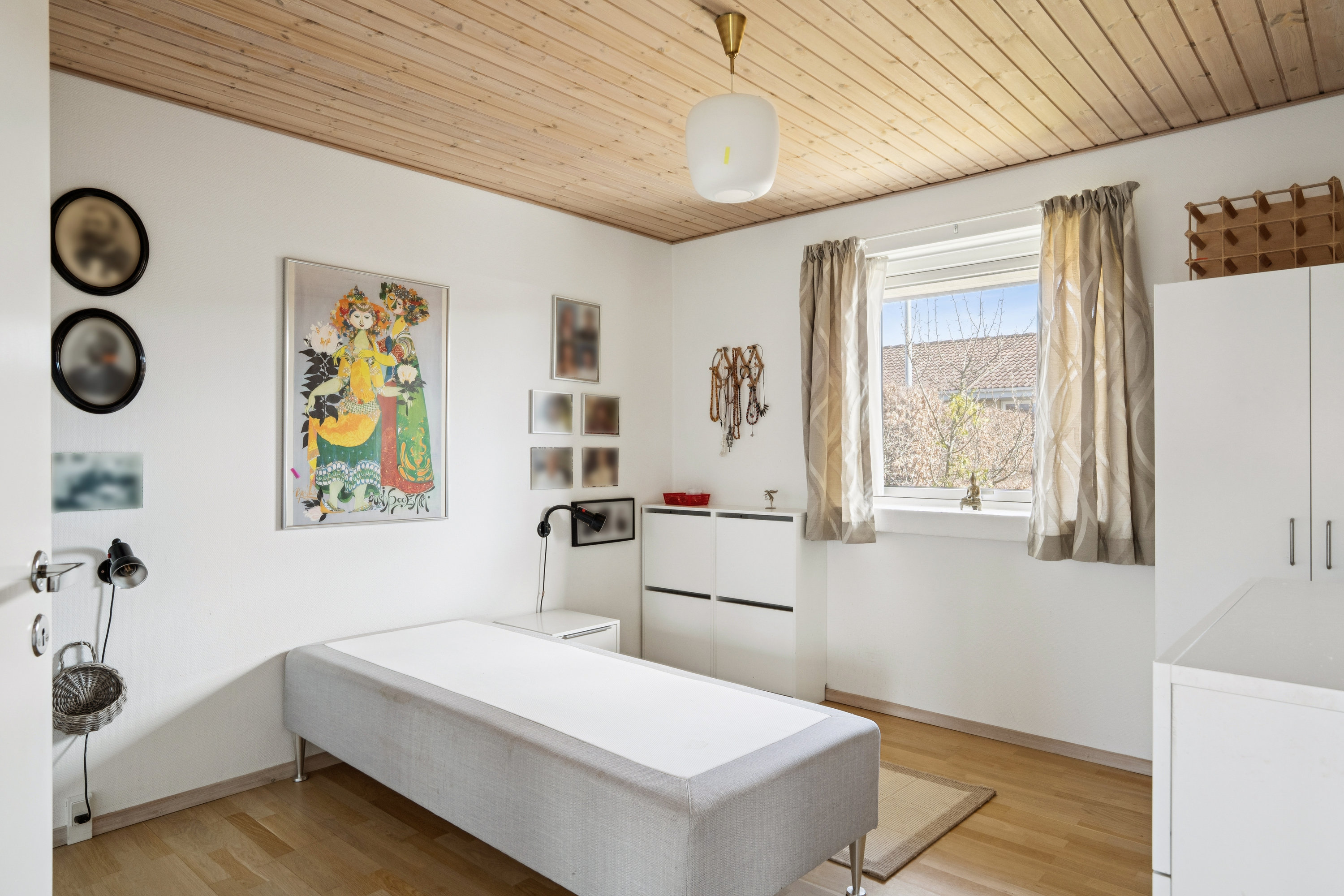 Fremhævet værelse billede i fuldskærmstilstand. Billede af Kastaniehaven 28, 3500 Værløse