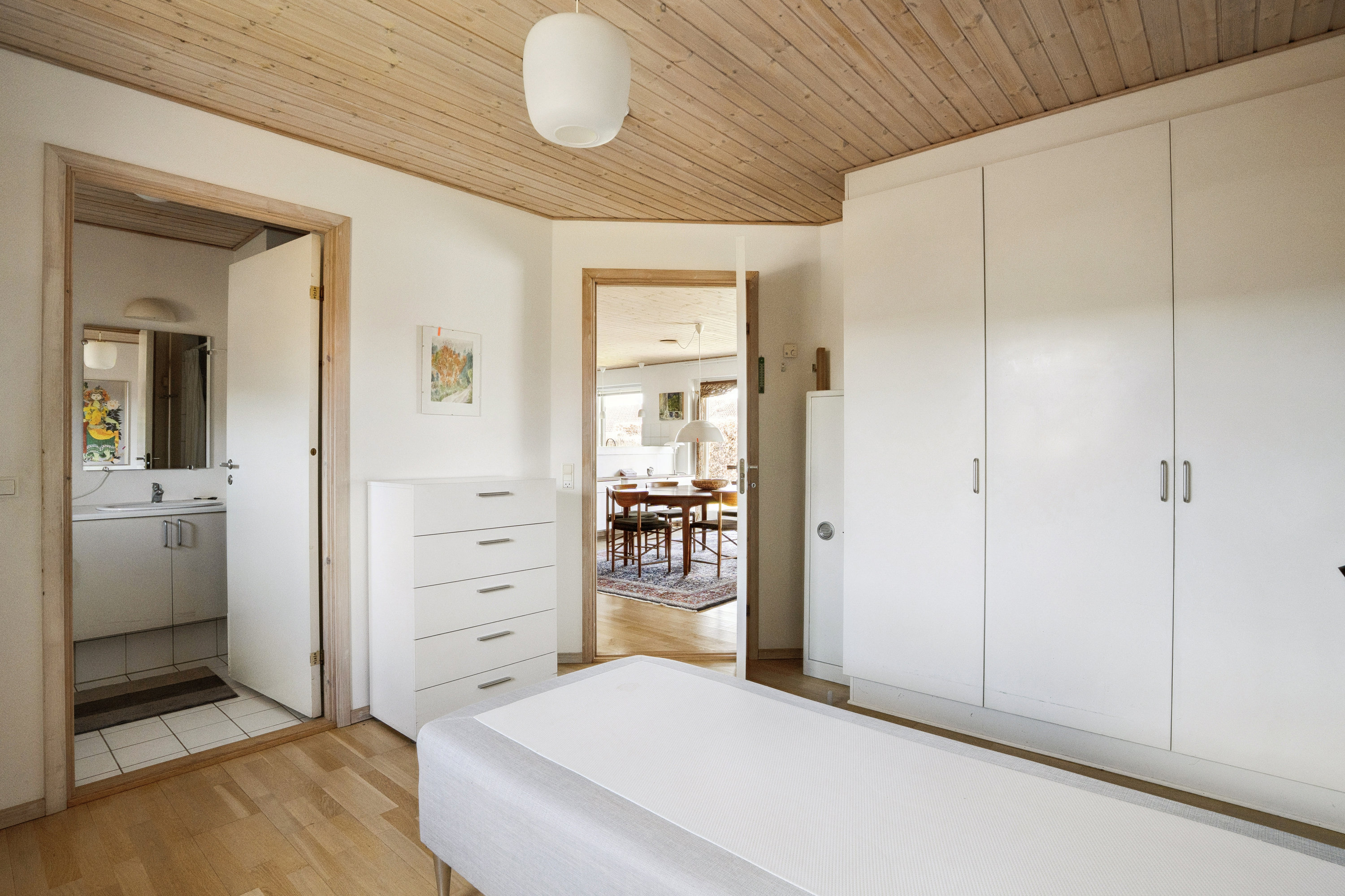 Fremhævet værelse billede i fuldskærmstilstand. Billede af Kastaniehaven 28, 3500 Værløse