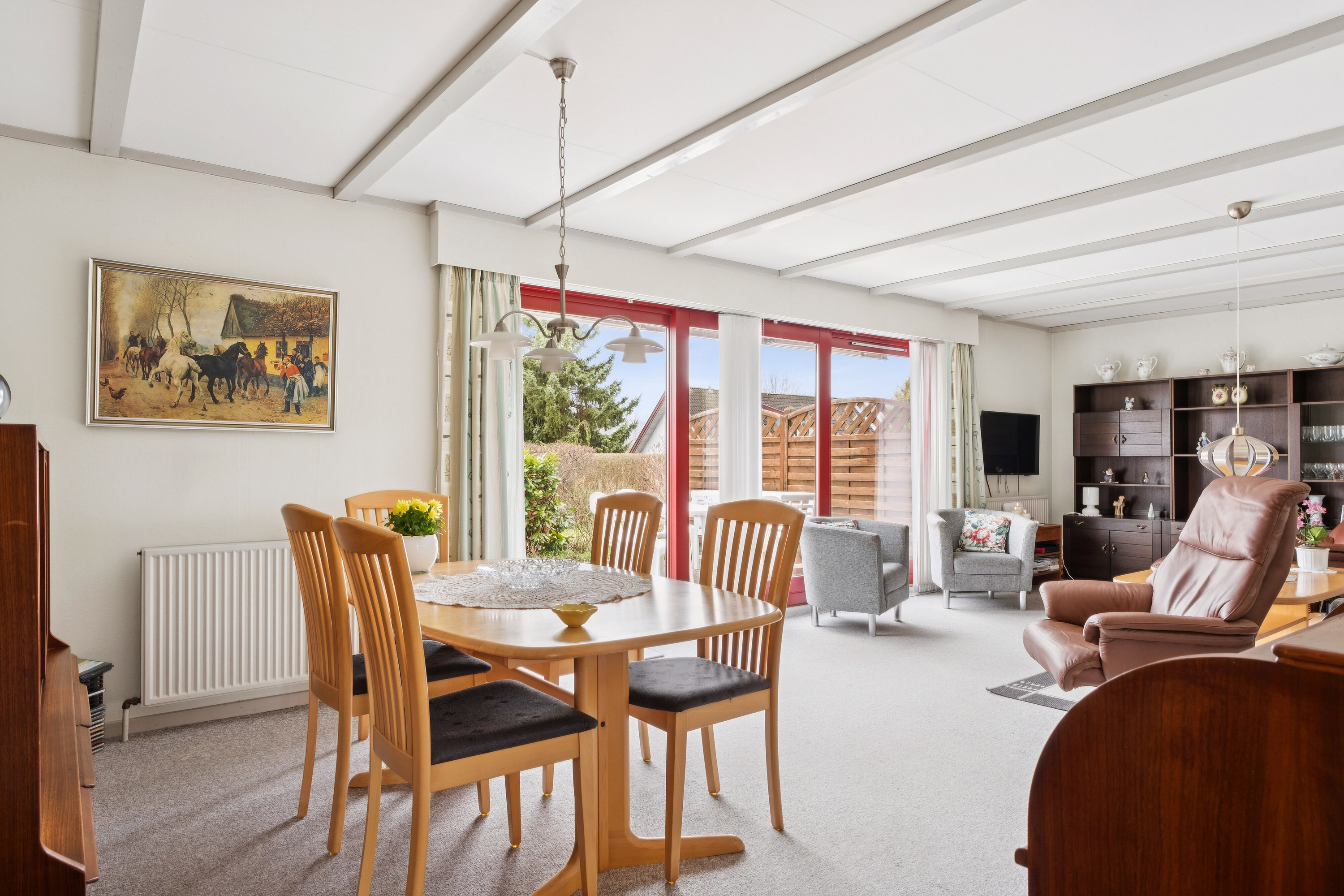 Fremhævet spisestue billede i fuldskærmstilstand. Billede af Emilsgave 12, 4130 Viby Sjælland