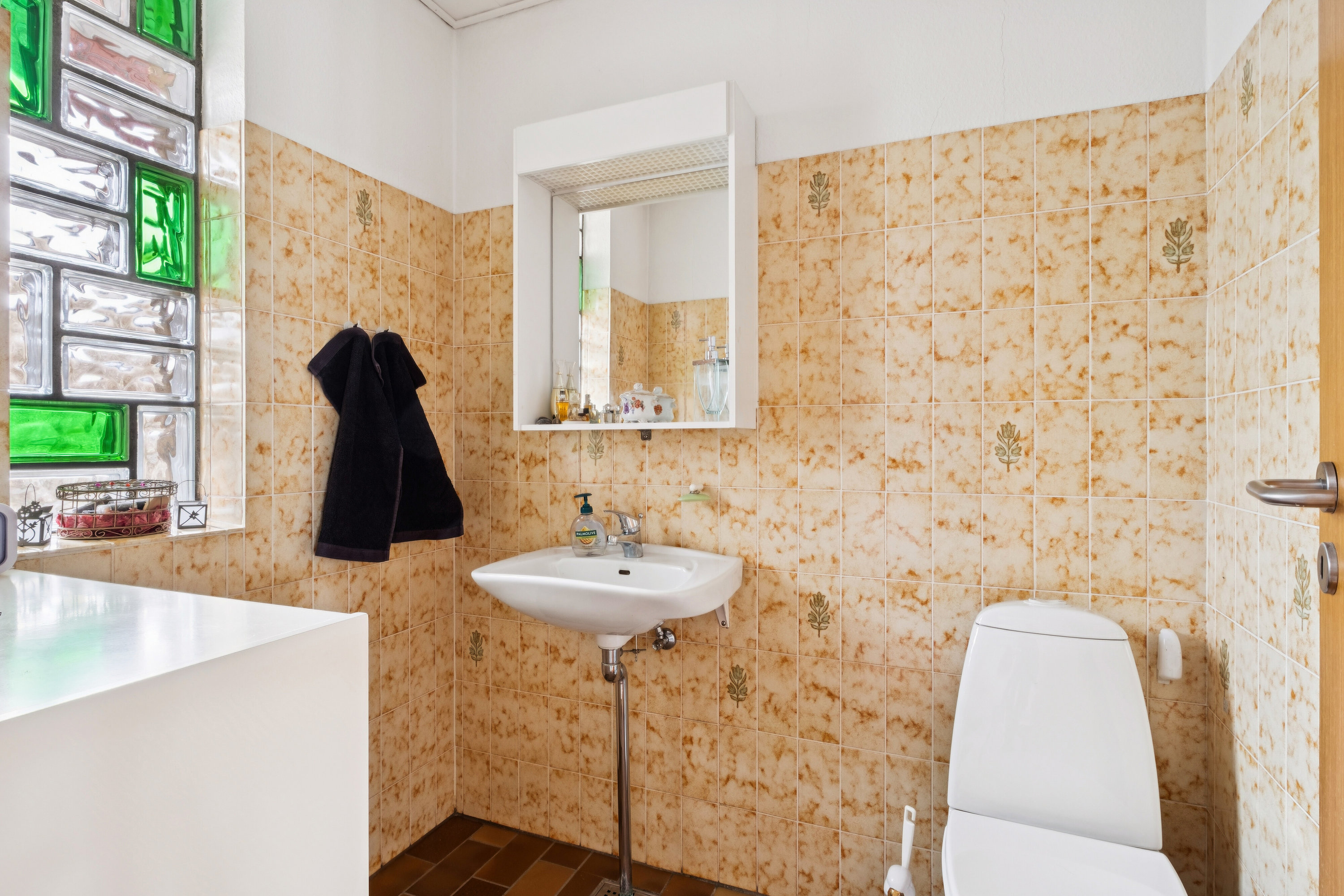 Fremhævet indendørs billede i fuldskærmstilstand. Billede af Emilsgave 12, 4130 Viby Sjælland