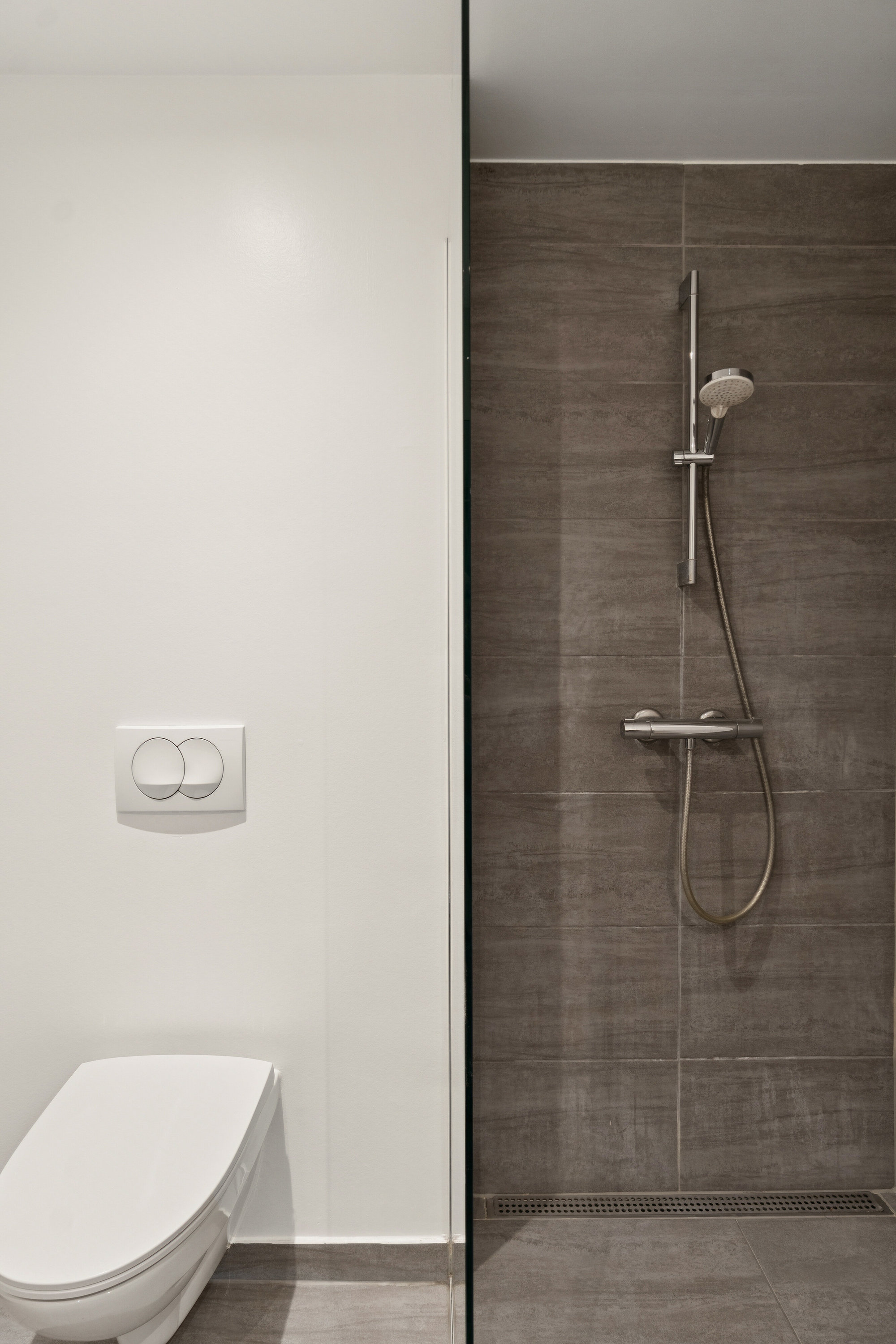 Fremhævet badeværelse billede i fuldskærmstilstand. Billede af Bremensgade 10, st.. tv., 2300 København S