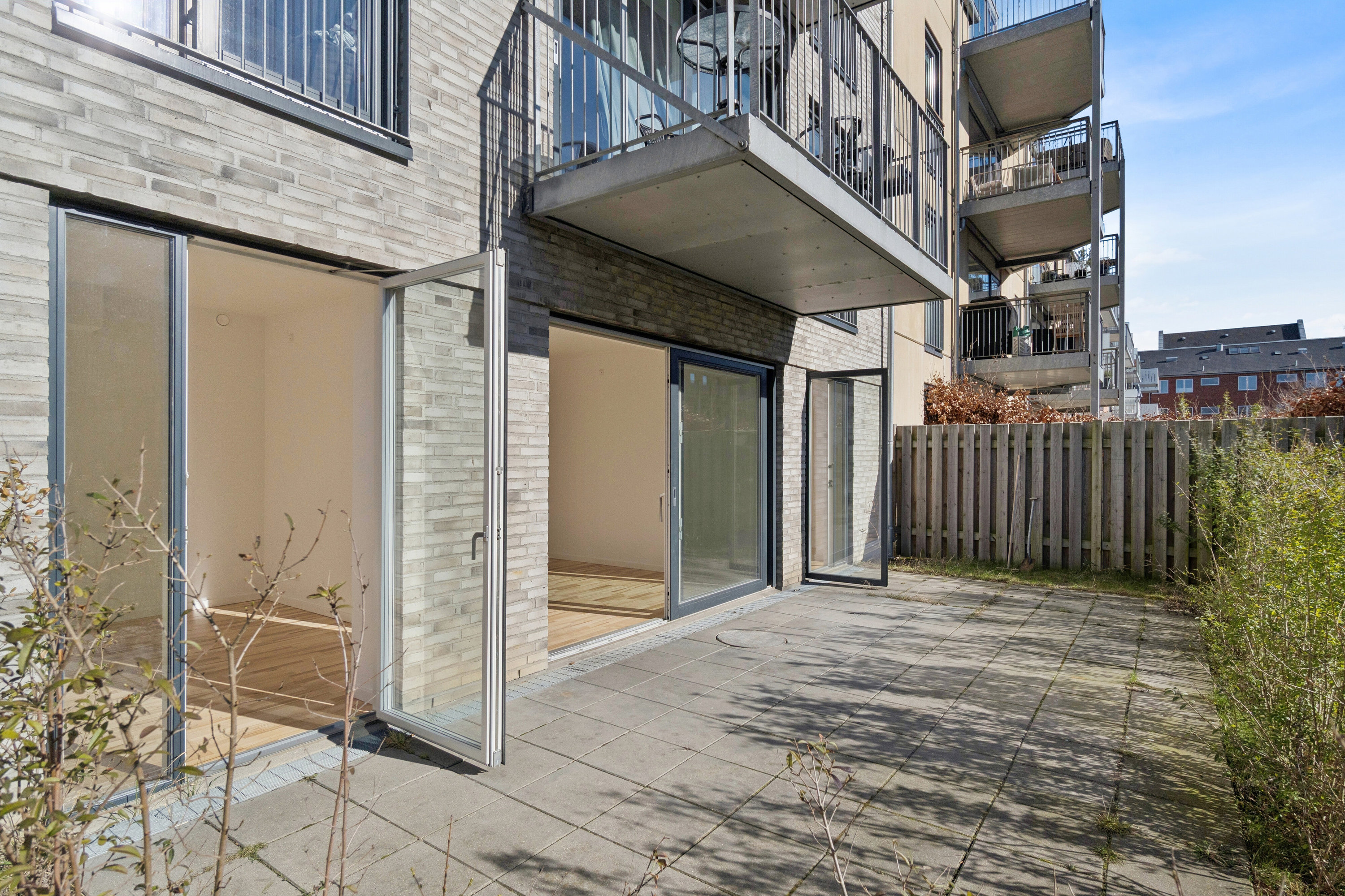 Fremhævet udendørs billede i fuldskærmstilstand. Billede af Bremensgade 10, st.. tv., 2300 København S