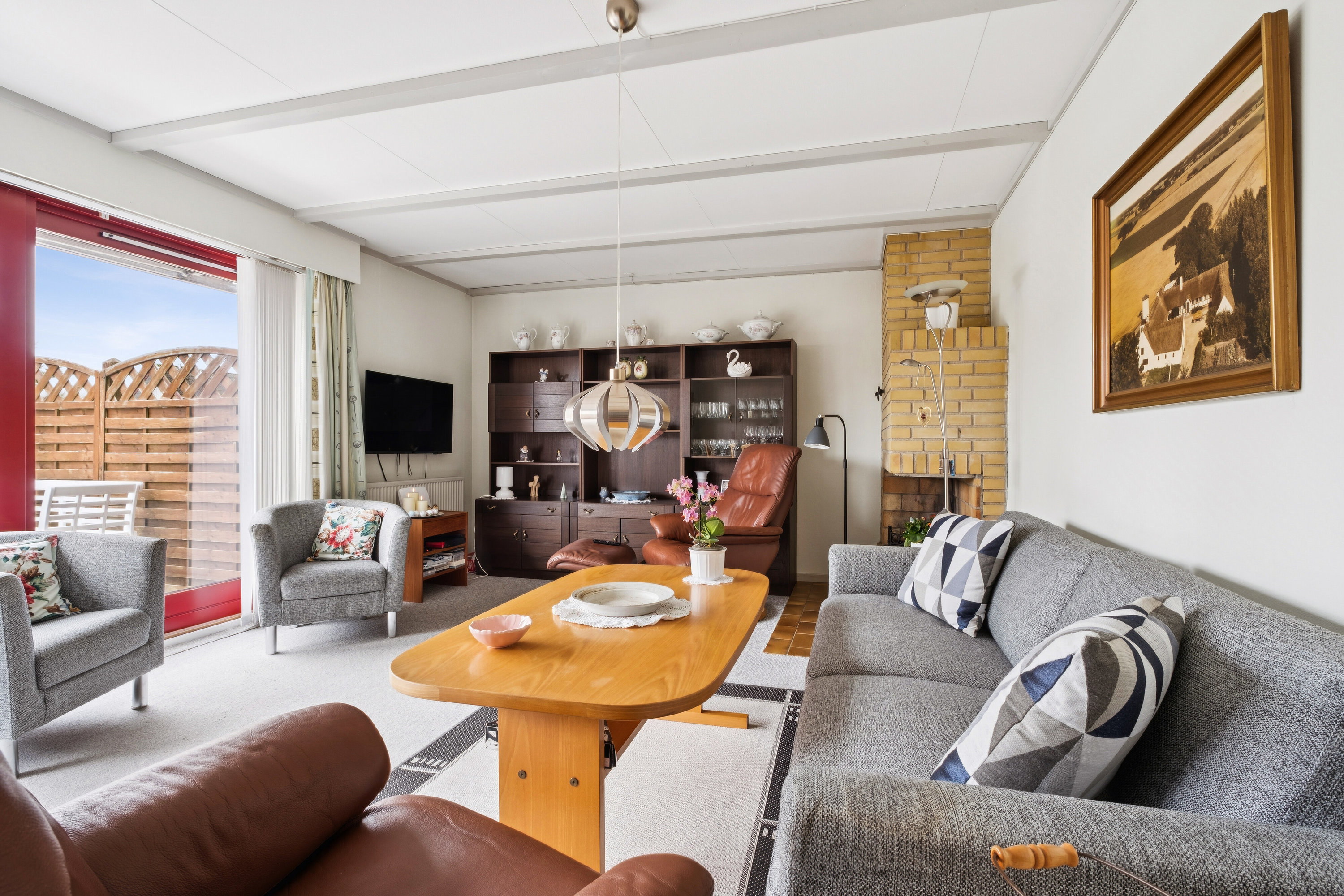 Fremhævet stue billede i fuldskærmstilstand. Billede af Emilsgave 12, 4130 Viby Sjælland