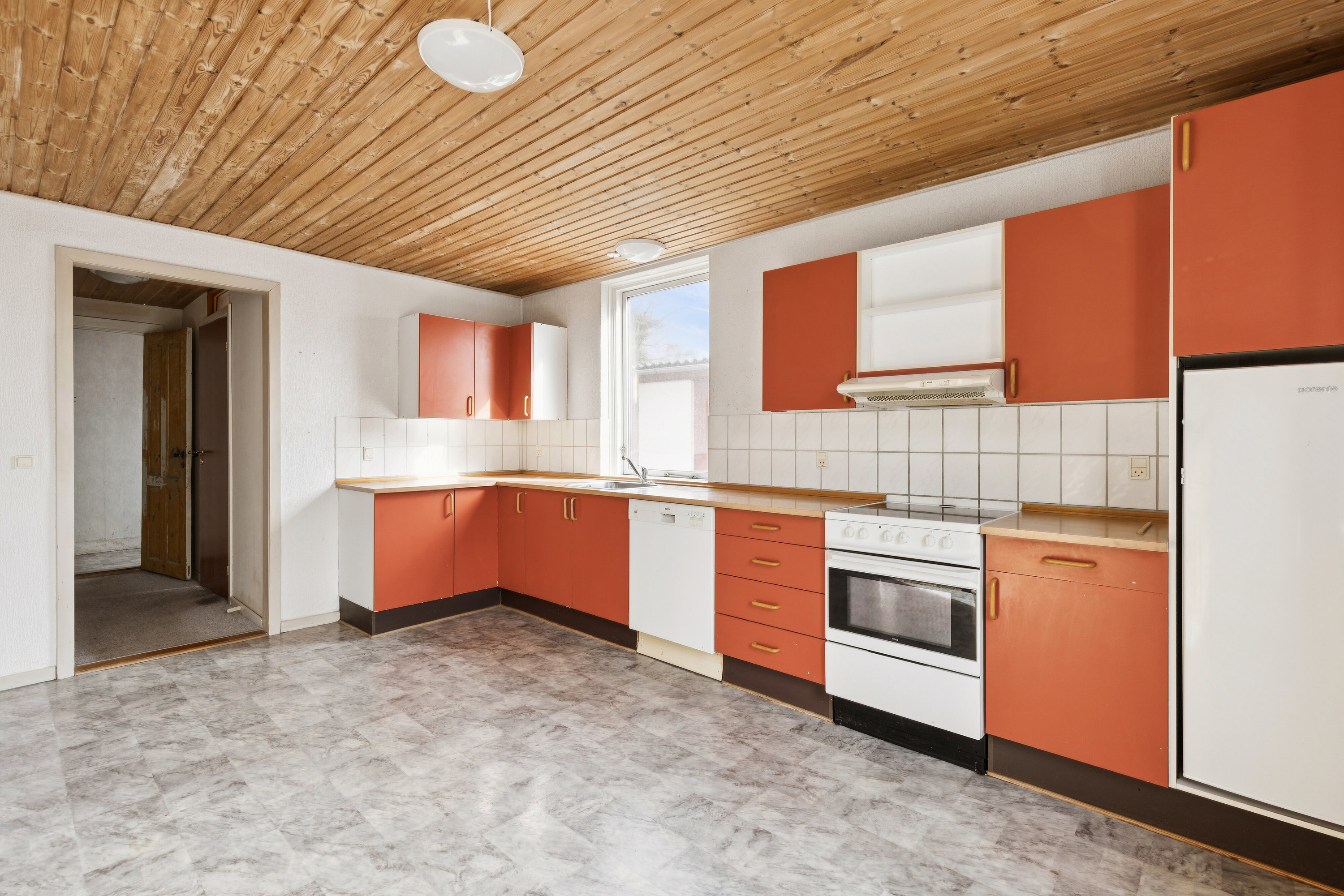 Fremhævet køkken billede i fuldskærmstilstand. Billede af Margrethevej 11, 4400 Kalundborg