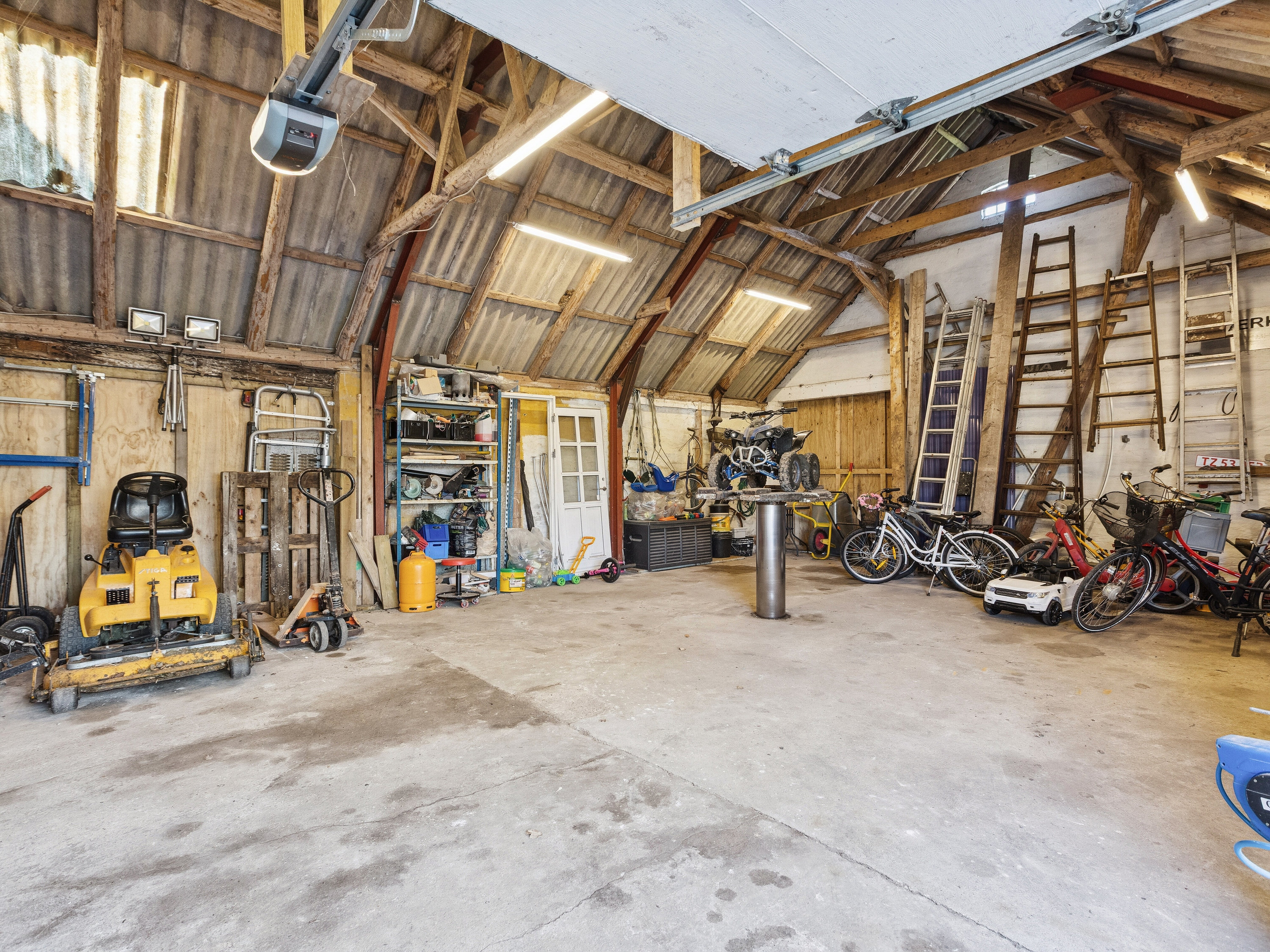 Fremhævet indendørs billede i fuldskærmstilstand. Billede af Harkenvej 183, Rakkeby, 9800 Hjørring