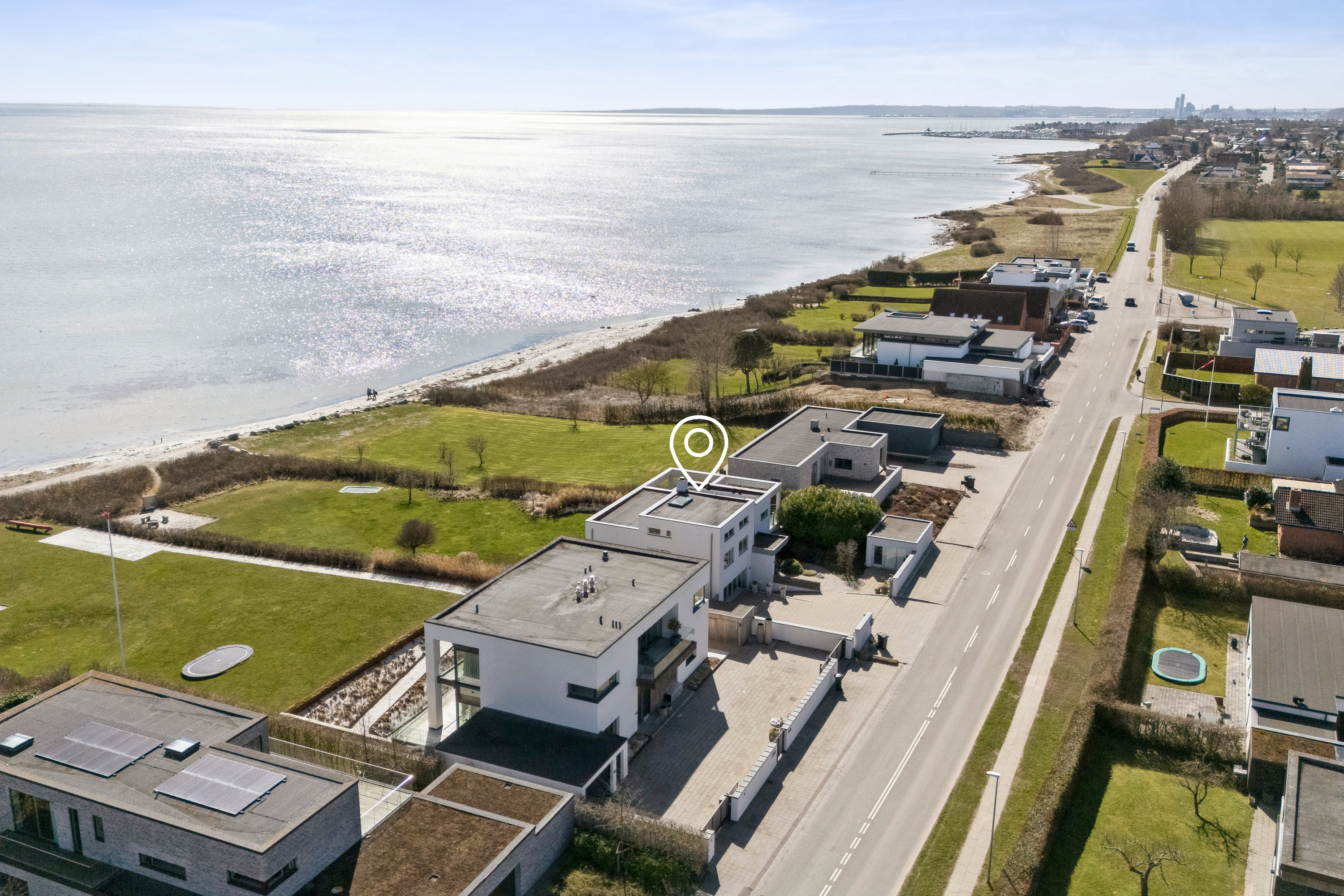 Fremhævet udsigt billede i fuldskærmstilstand. Billede af Skæring Strandvej 64, 8250 Egå