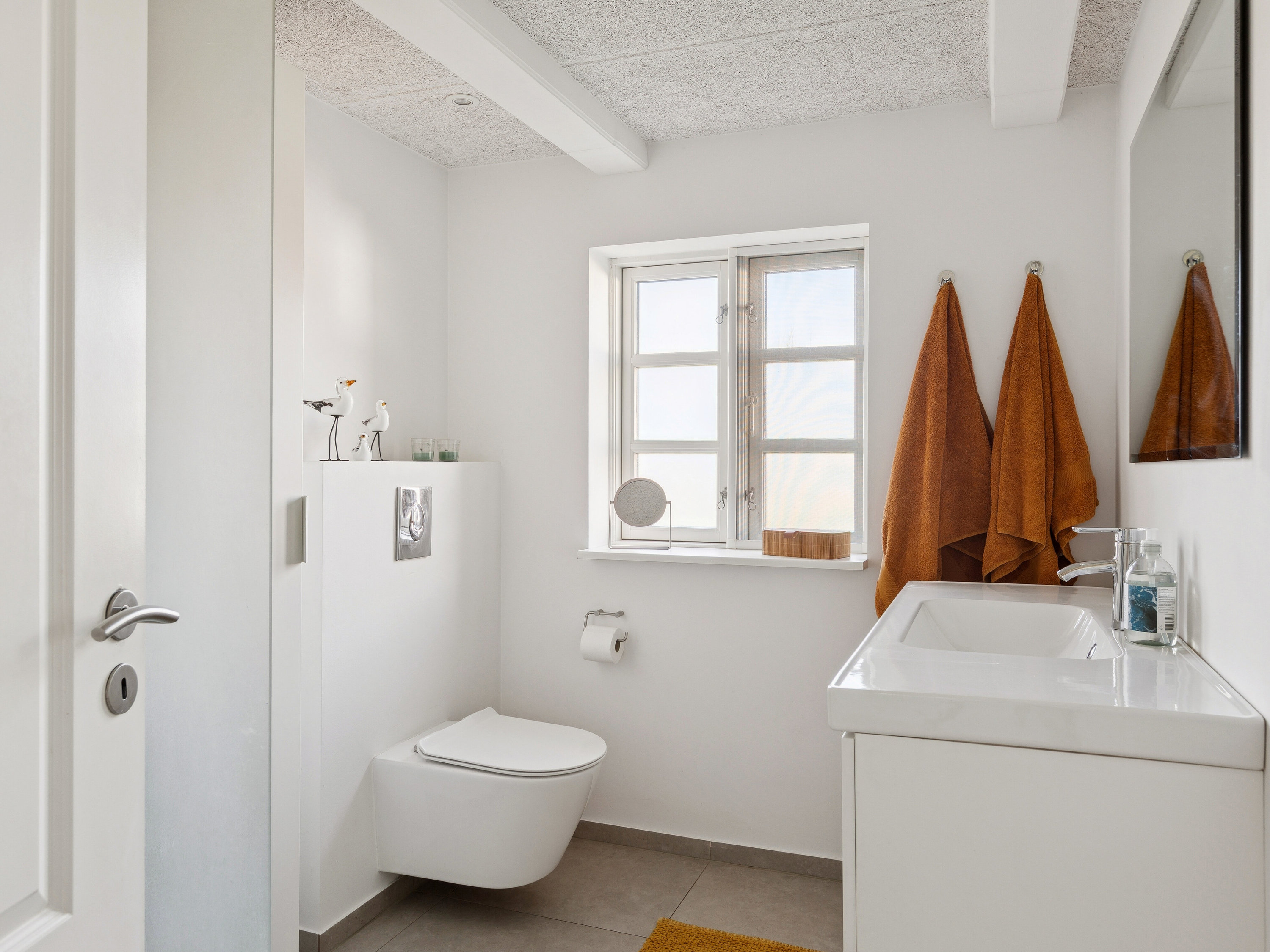 Fremhævet indendørs billede i fuldskærmstilstand. Billede af Harkenvej 183, Rakkeby, 9800 Hjørring