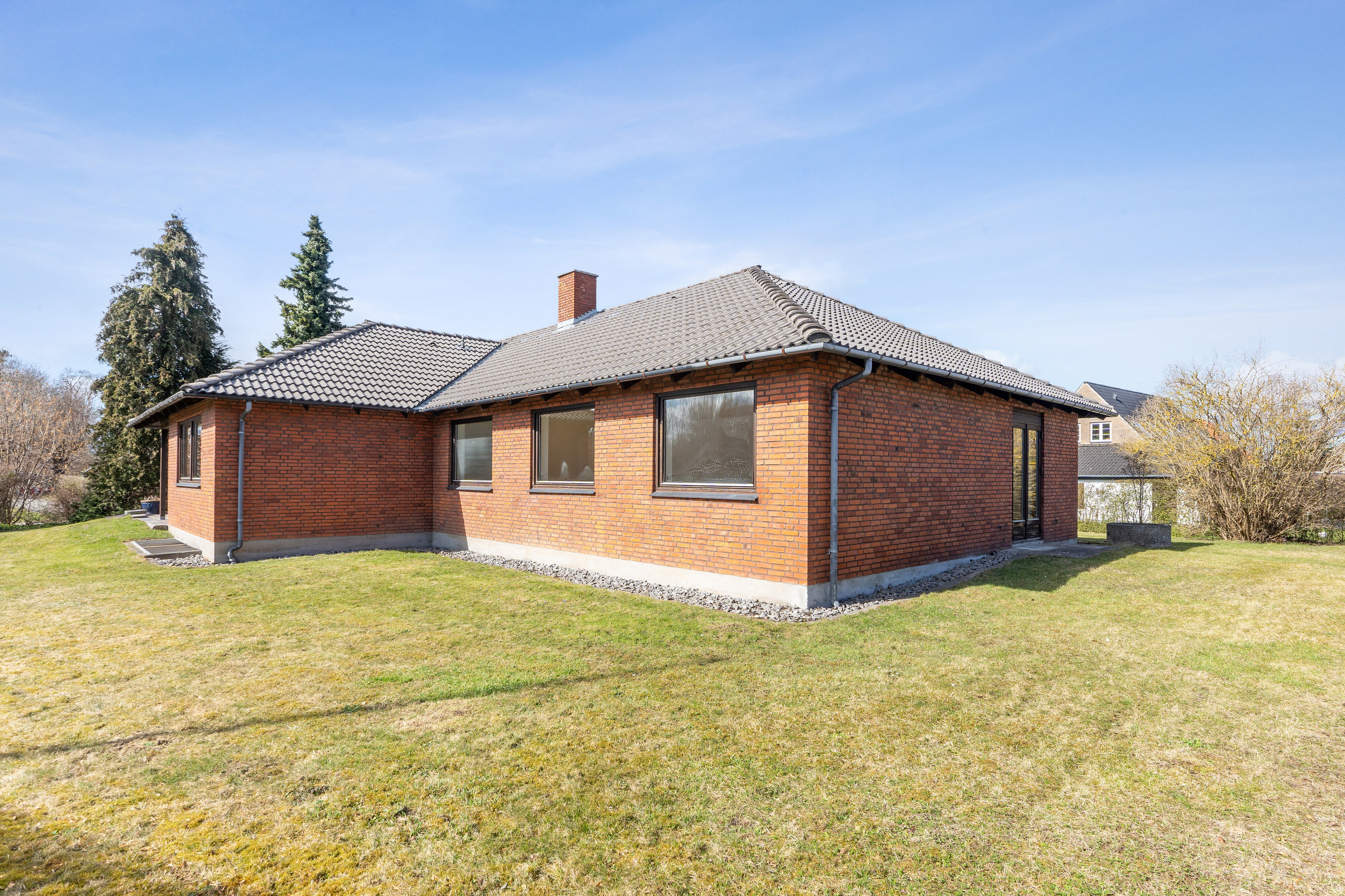 Fremhævet udendørs billede i fuldskærmstilstand. Billede af Storegade 19, 2650 Hvidovre