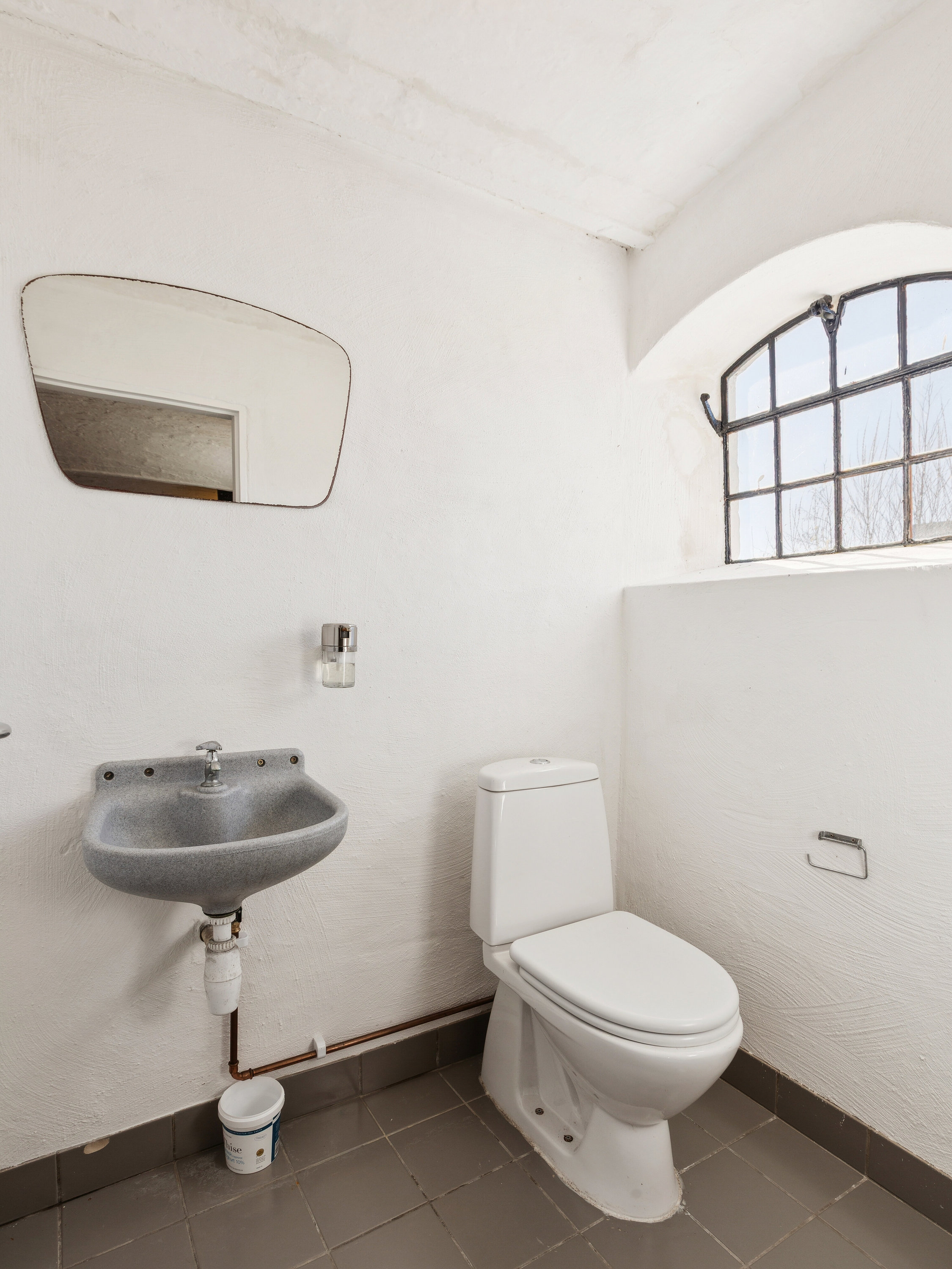 Fremhævet badeværelse billede i fuldskærmstilstand. Billede af Nejstgårdvej 12, Tornby, 9850 Hirtshals