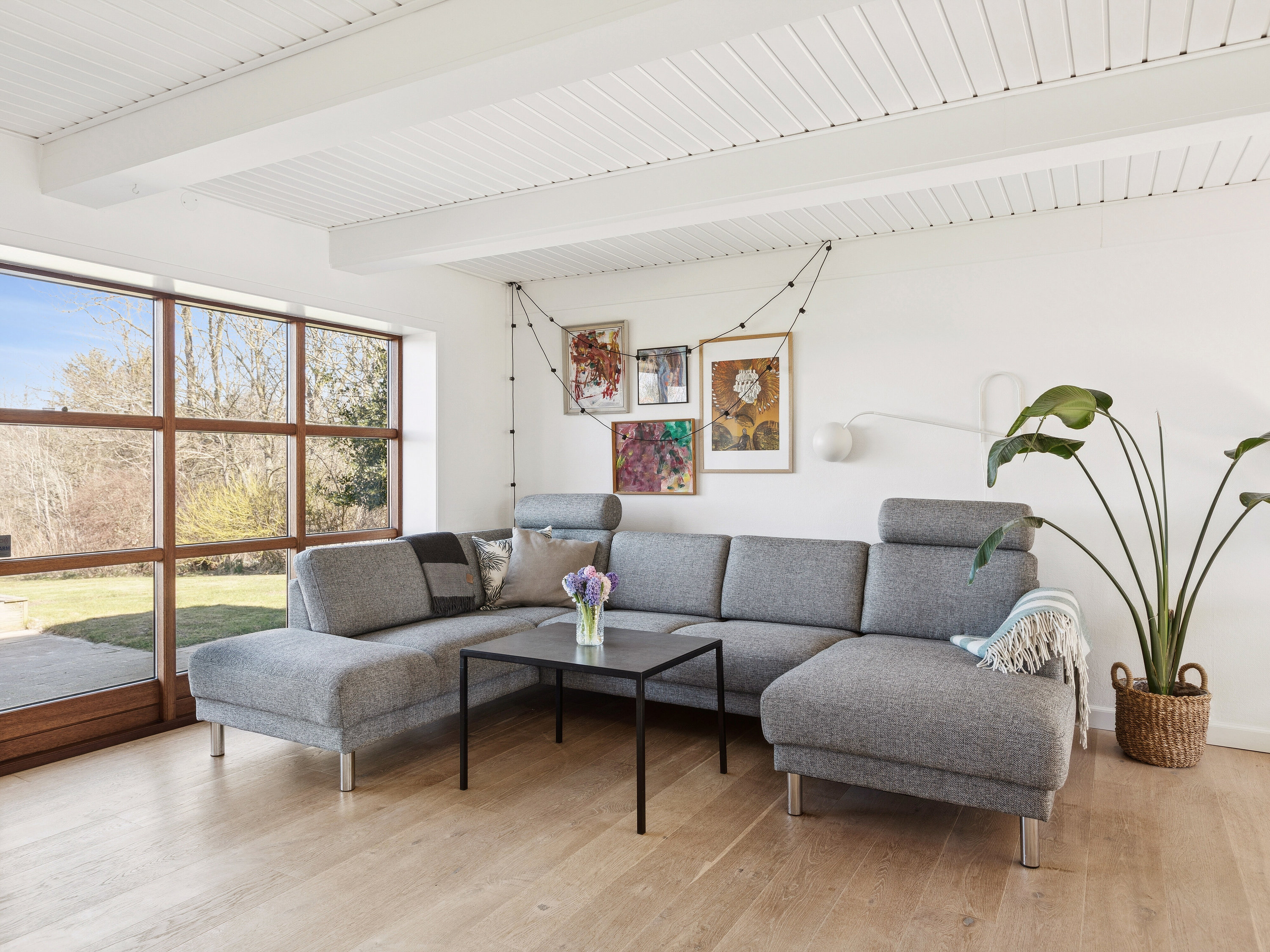 Fremhævet stue billede i fuldskærmstilstand. Billede af Nejstgårdvej 12, Tornby, 9850 Hirtshals