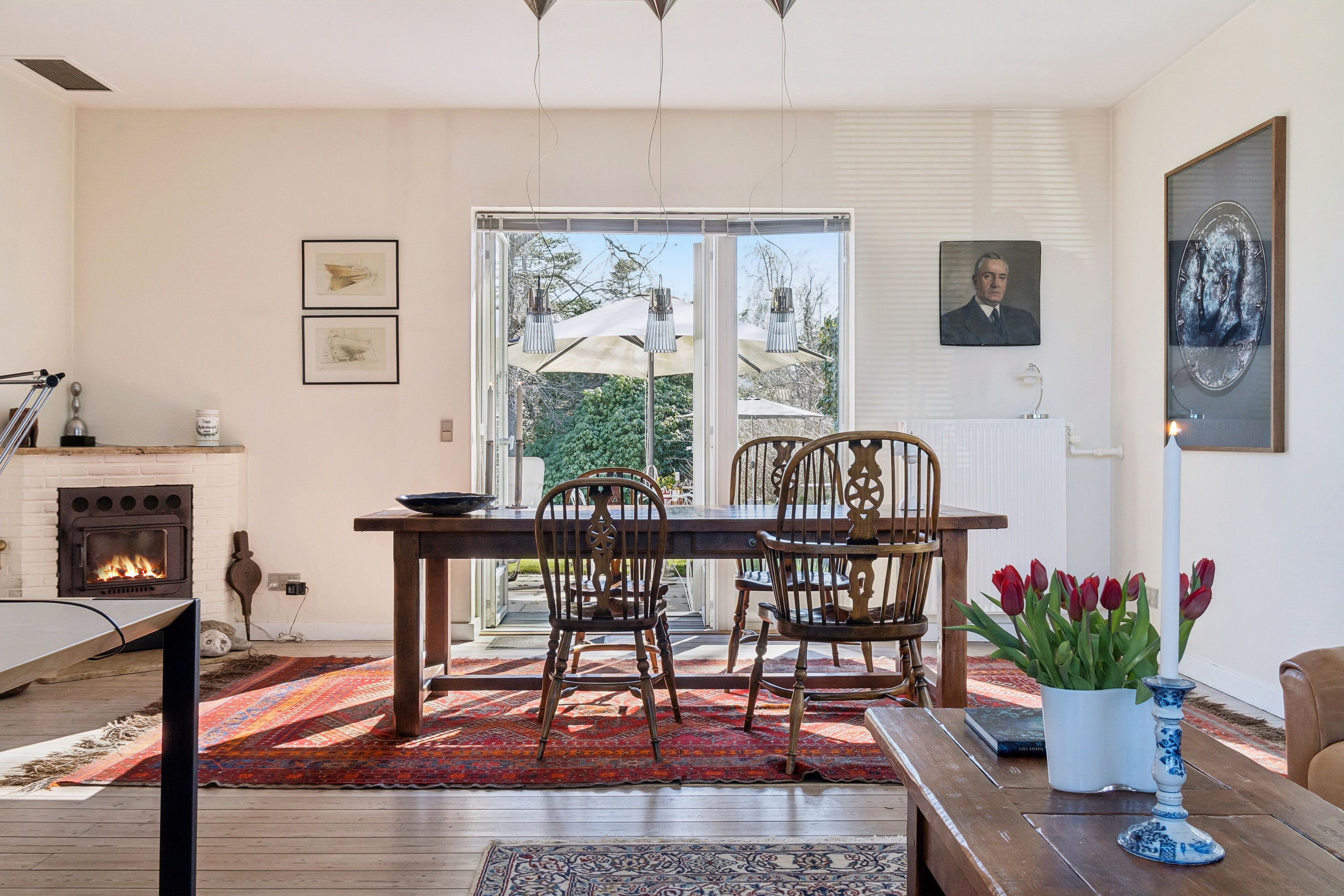 Fremhævet spisestue billede i fuldskærmstilstand. Billede af Villingebæk Strandvej 553, 3100 Hornbæk