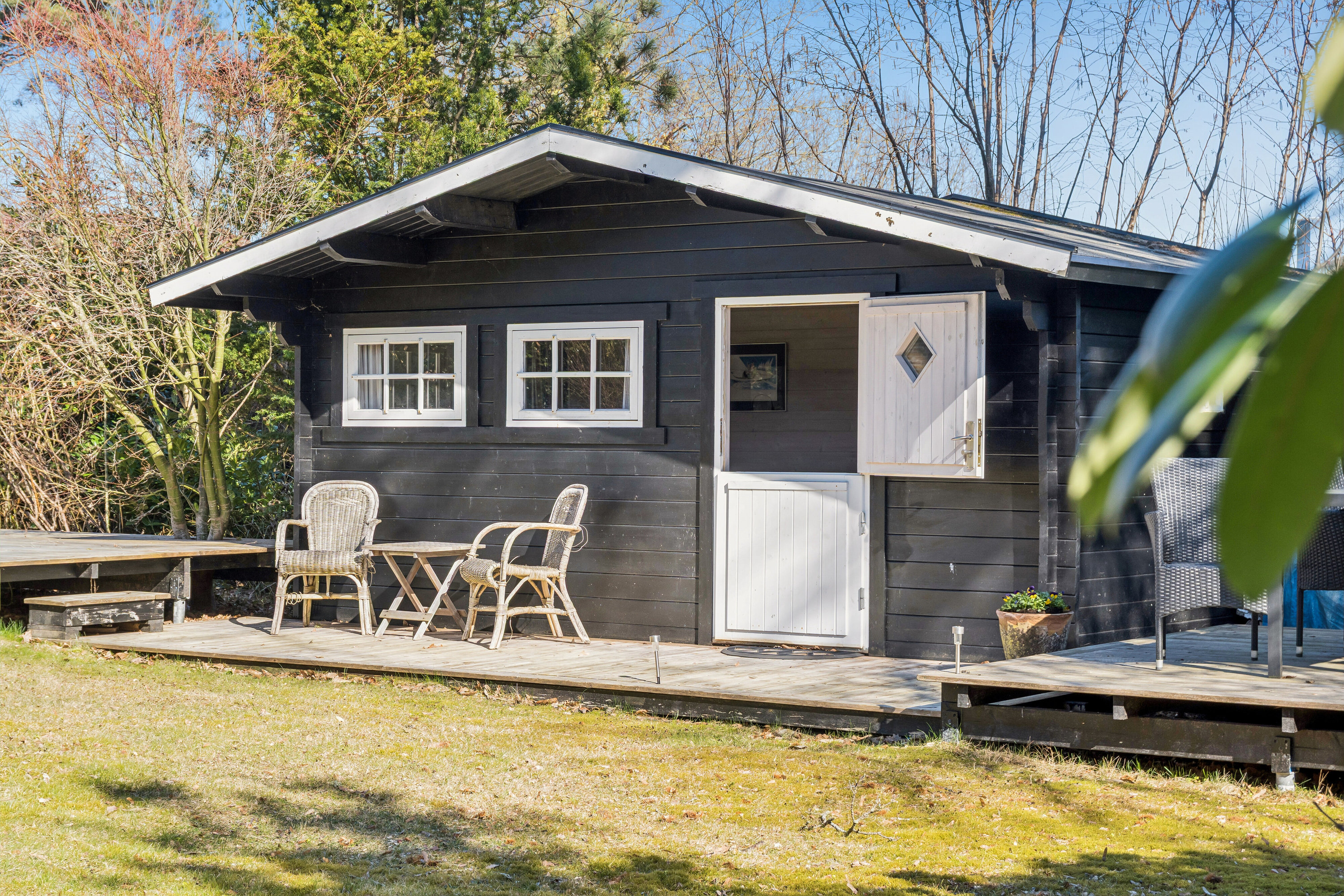 Fremhævet set fra haven billede i fuldskærmstilstand. Billede af Villingebæk Strandvej 553, 3100 Hornbæk